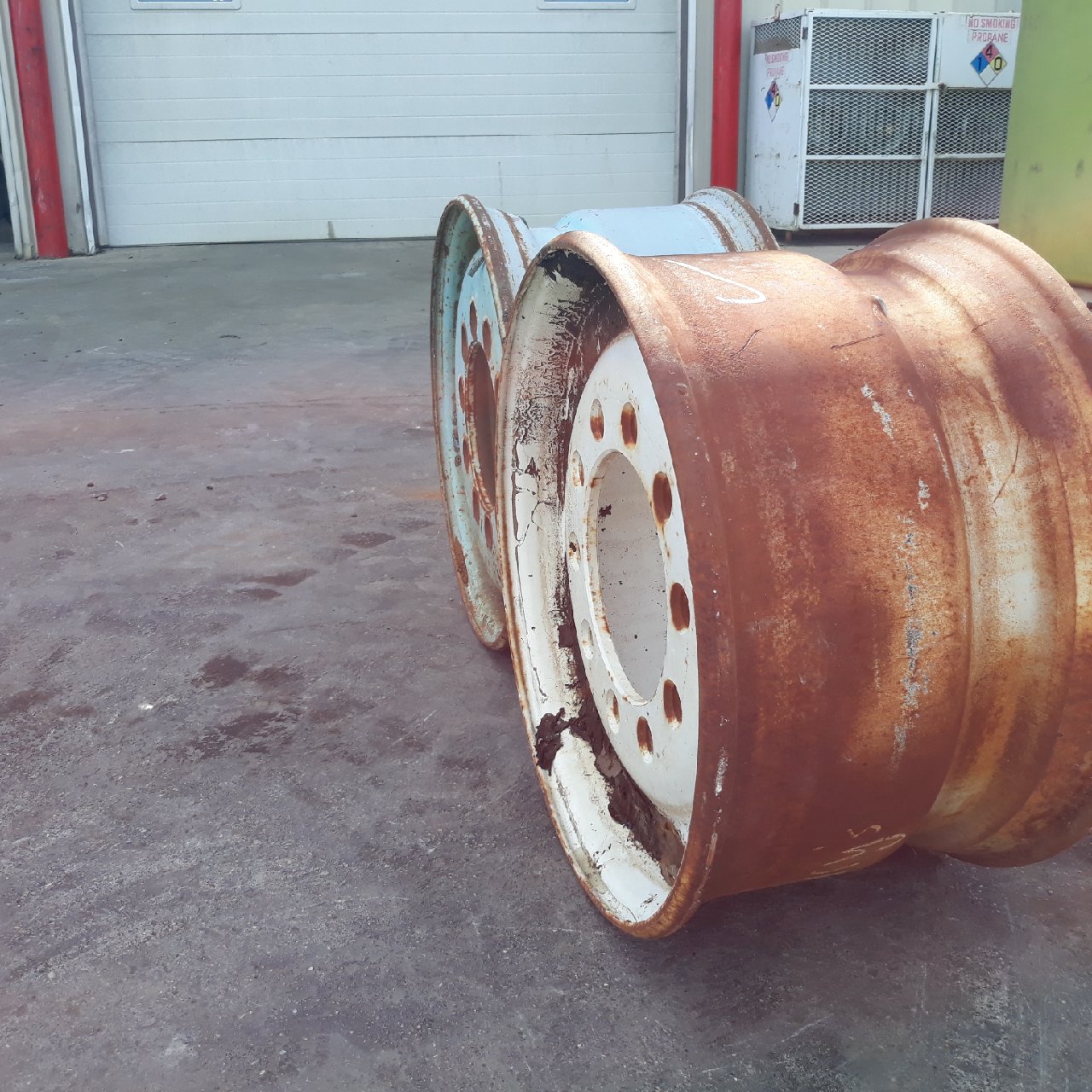 22.5''D x 12.5''W Budd Stud Pilot Wheel Wheel 001769-Z