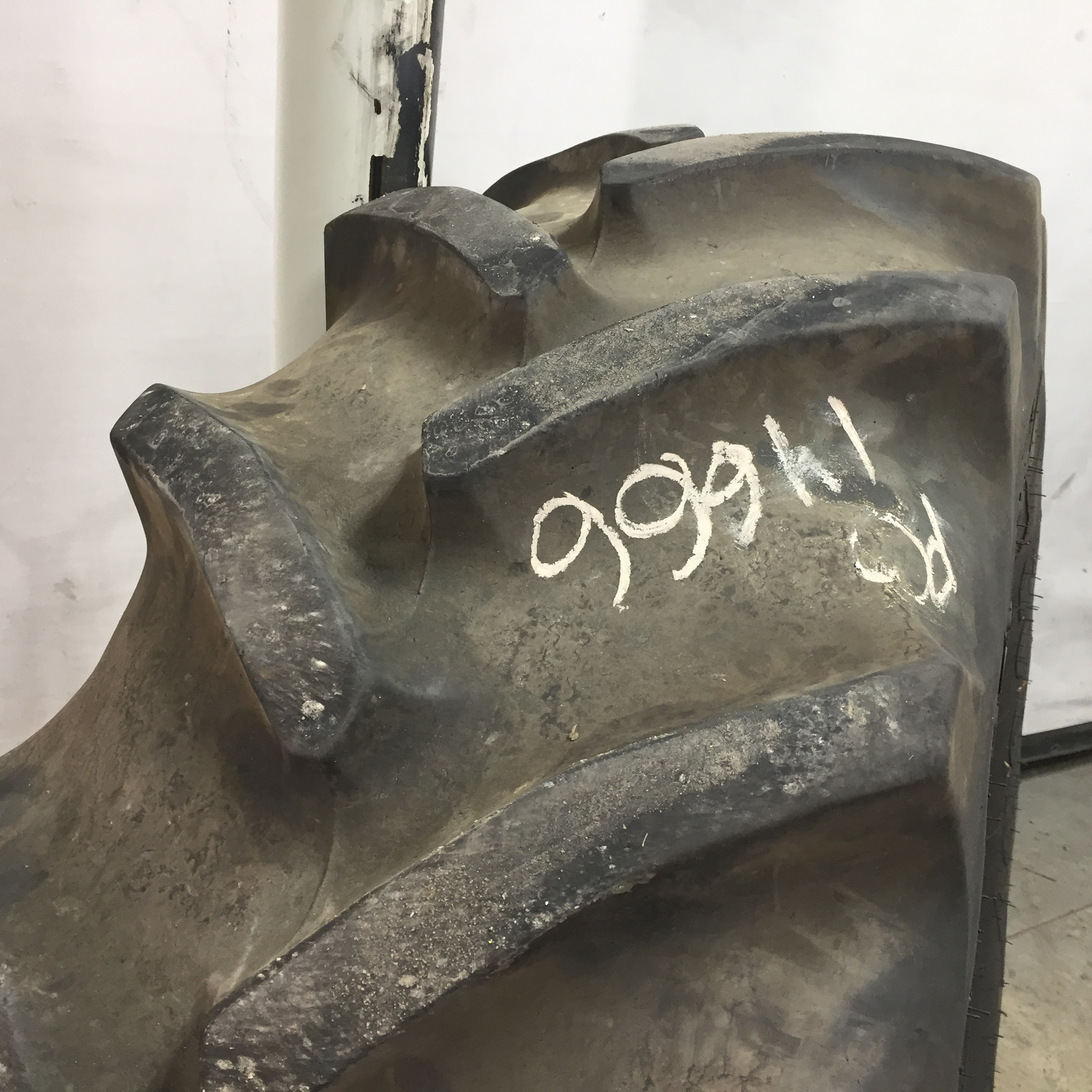 480/70R30 Goodyear Farm DT810 Super Traction R-1W Tire T008657