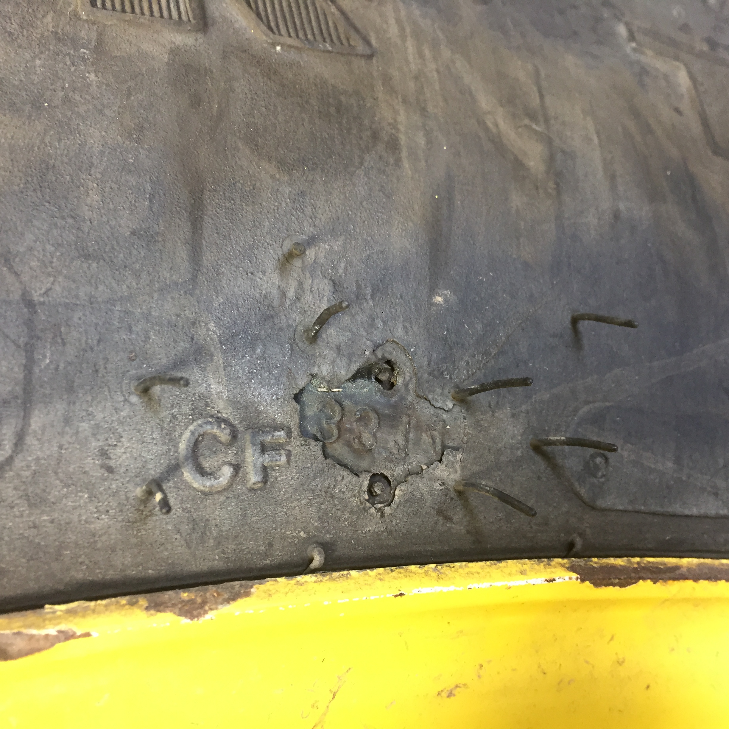 320/90R54 Goodyear Farm DT800 Super Traction R-1W Tire RT008651