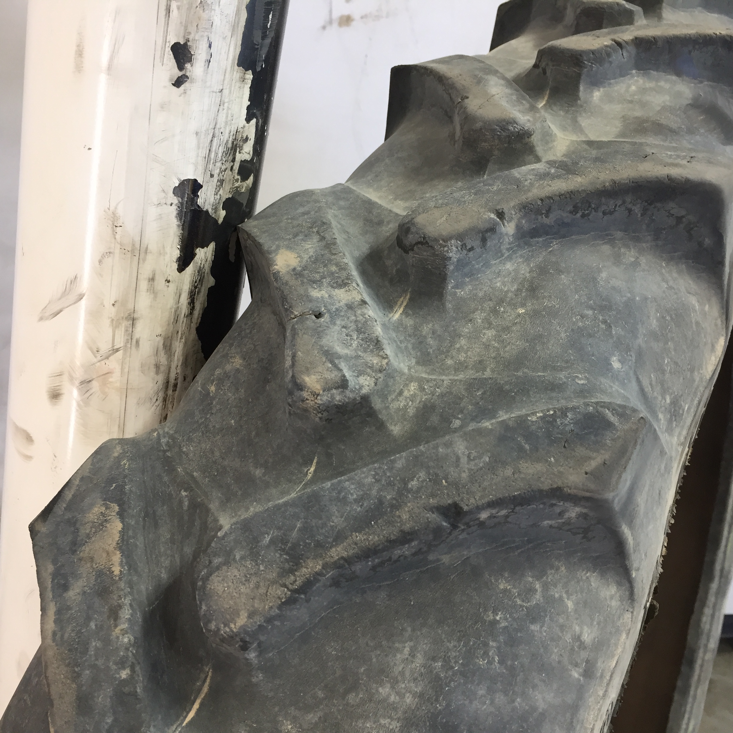 230/95R48 Alliance 350 Row Crop R-1 Tire S003164