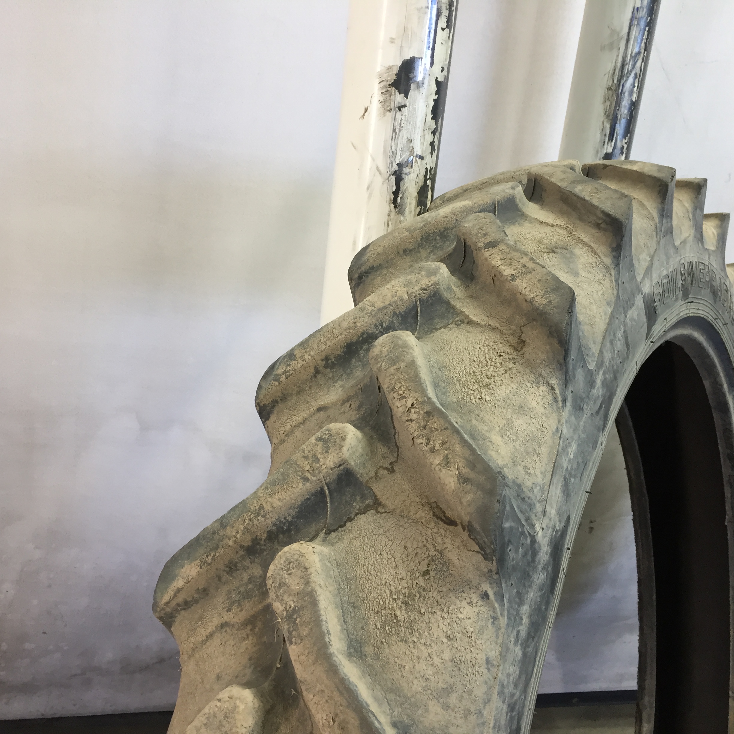 9.5/R48 Taurus Soil Saver RC95 R-1 Tire S003165