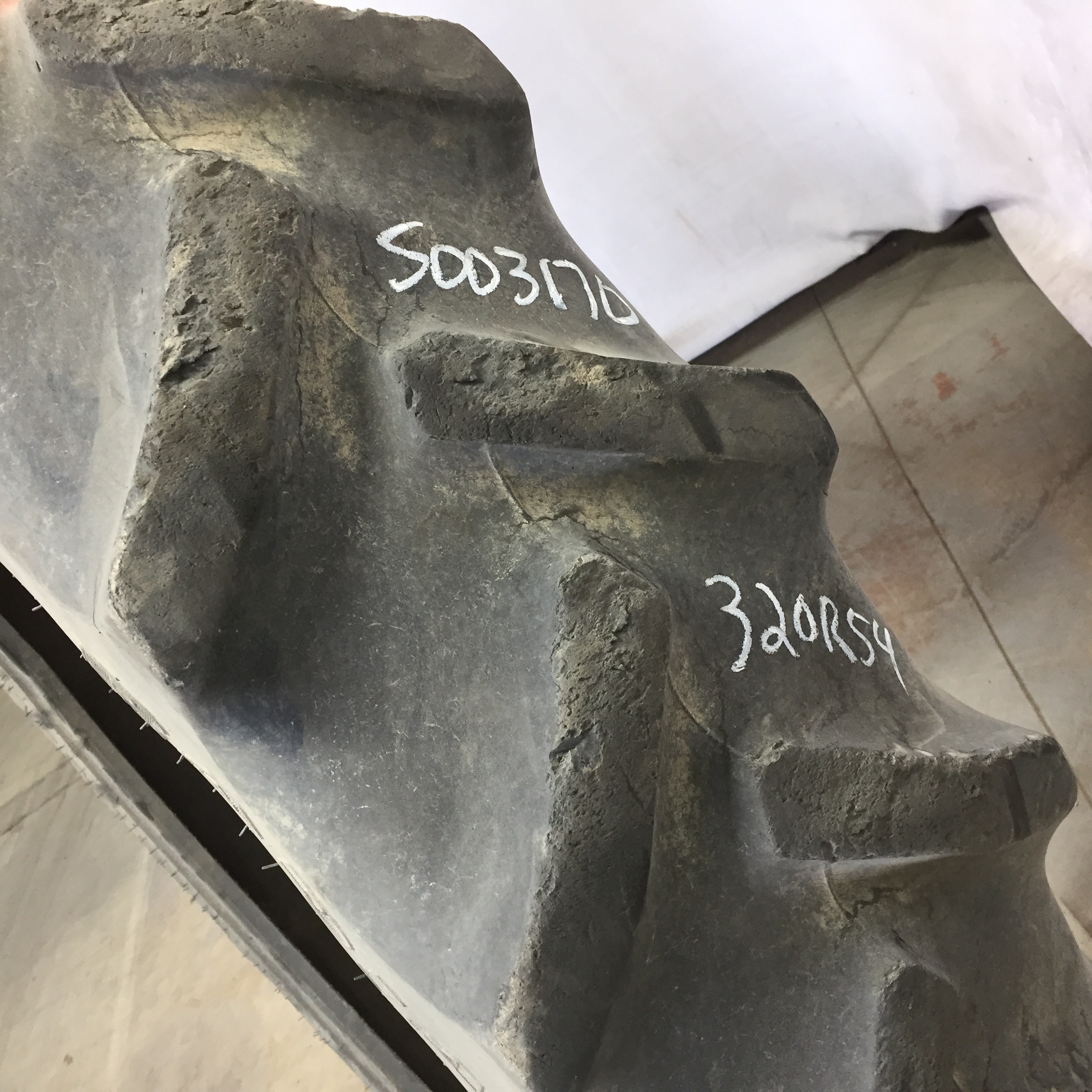 320/90R54 Goodyear Farm DT800 Super Traction R-1W Tire S003170