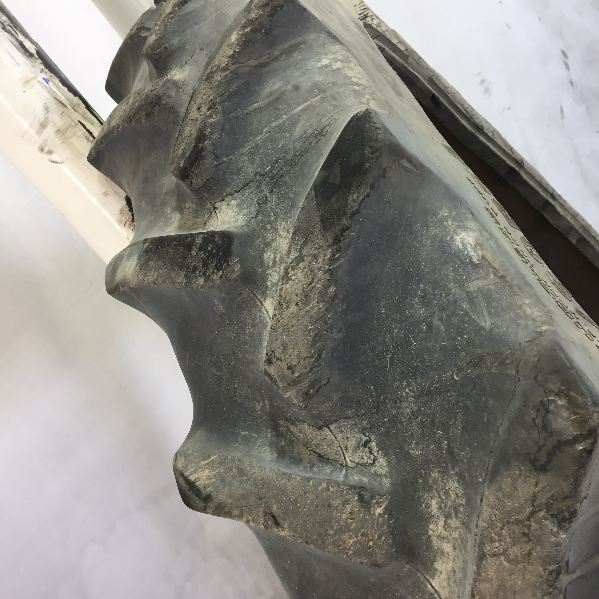 320/90R54 Goodyear Farm DT800 Super Traction R-1W Tire S003170