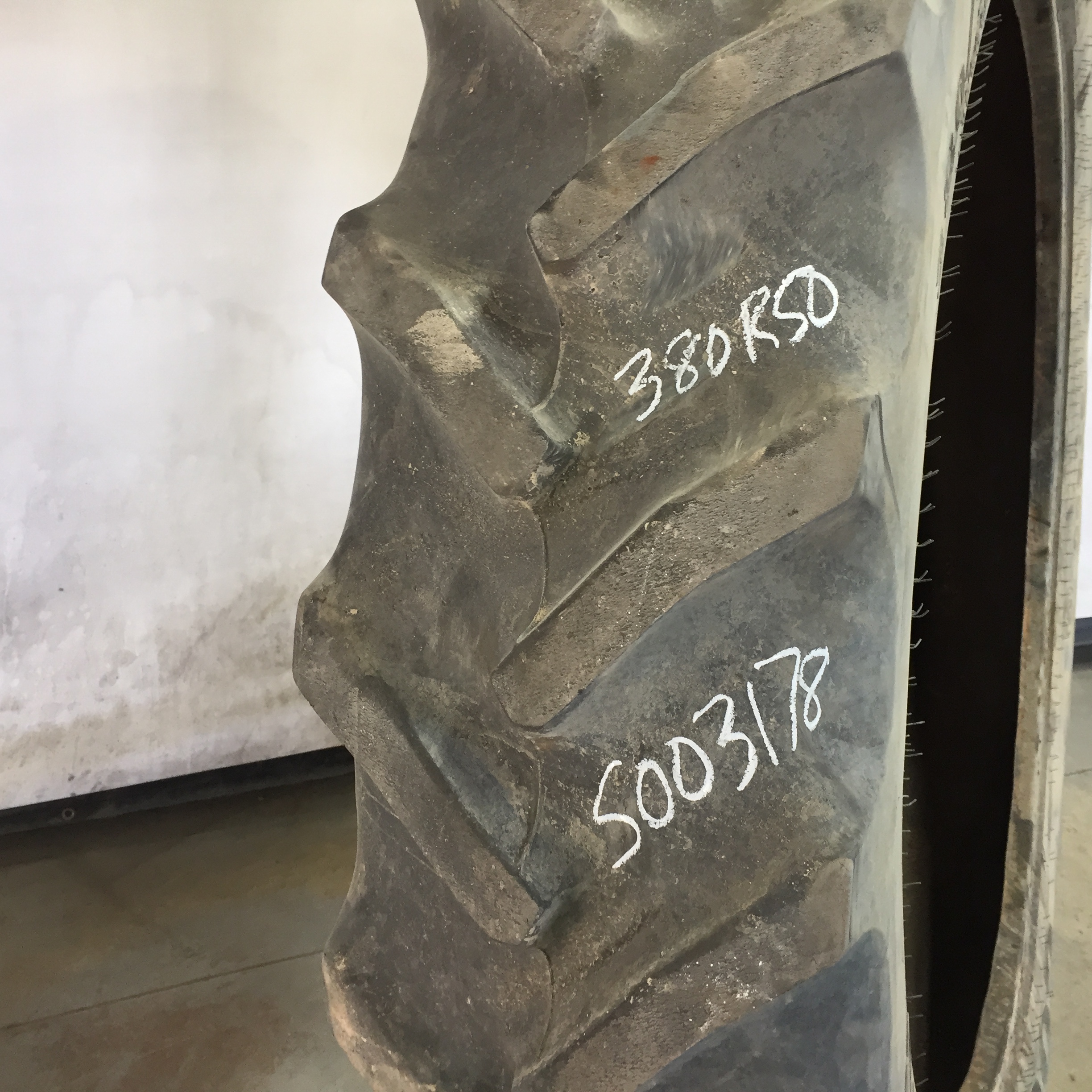 380/90R50 Goodyear Farm DT800 Optitrac R-1W Tire S003178
