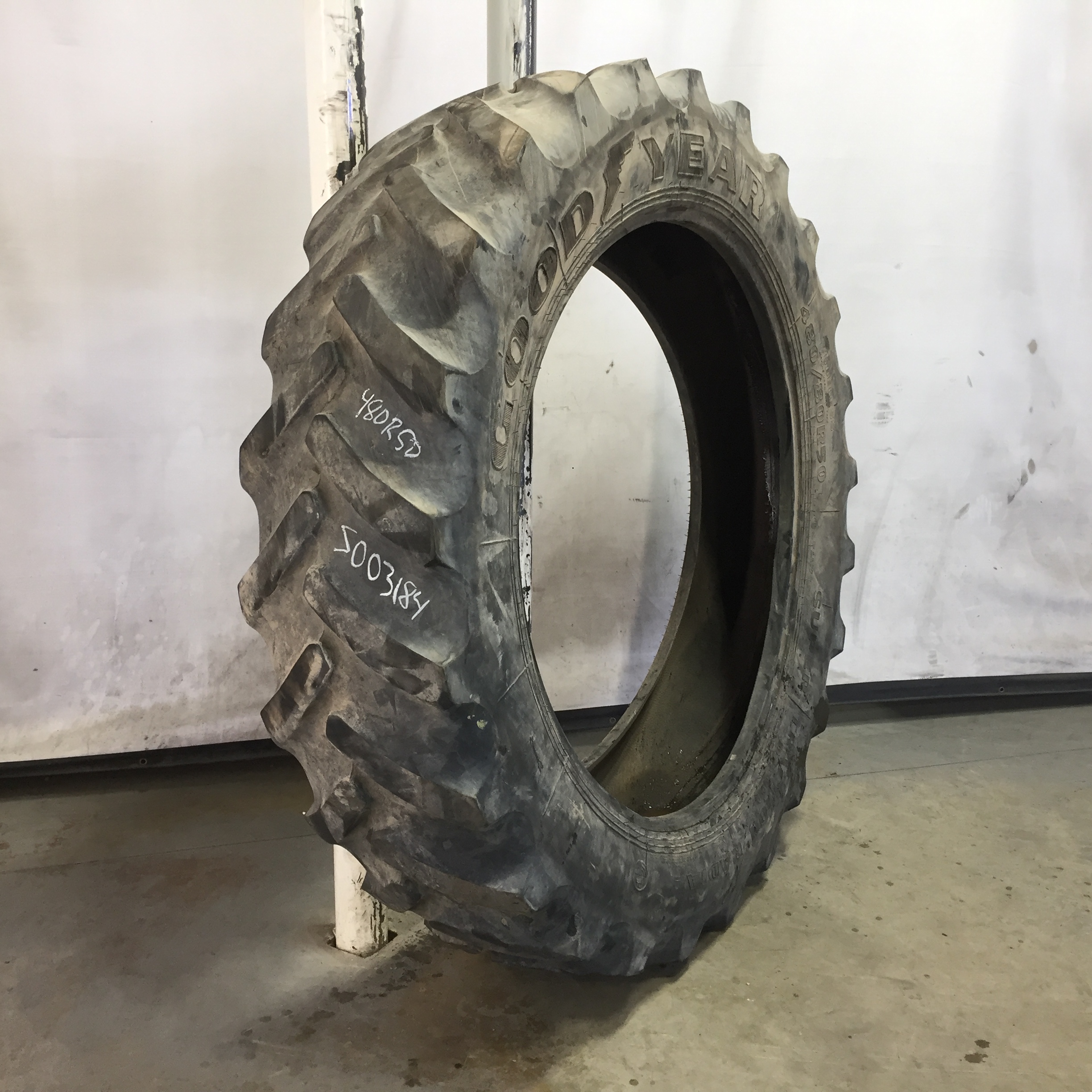 480/80R50 Goodyear Farm DT800 Super Traction R-1W Tire S003184