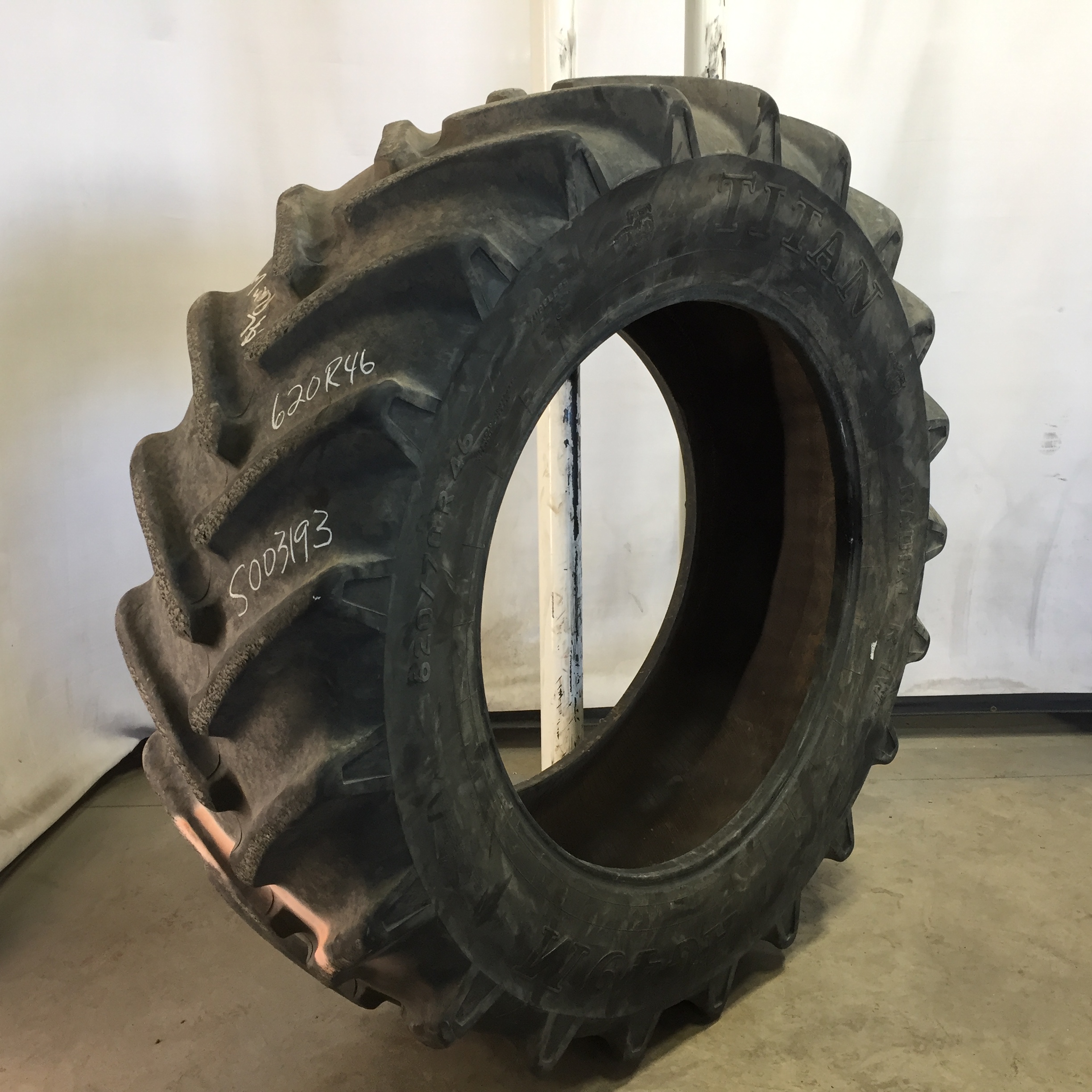 620/70R46 Titan Farm AG49M Radial R-1W Tire S003193