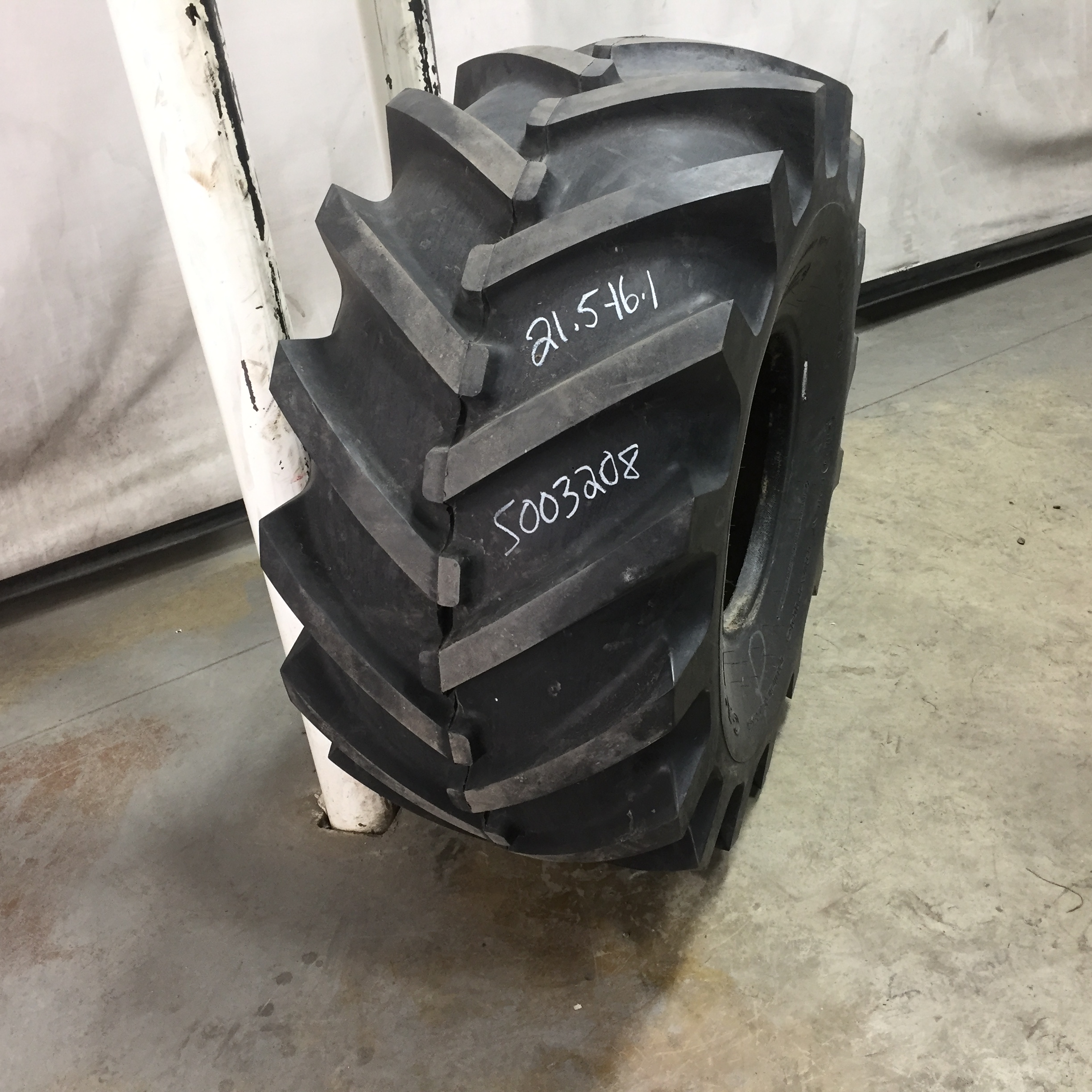 21.5/L-16.1 Galaxy Super Tractor I-3 Tire S003208