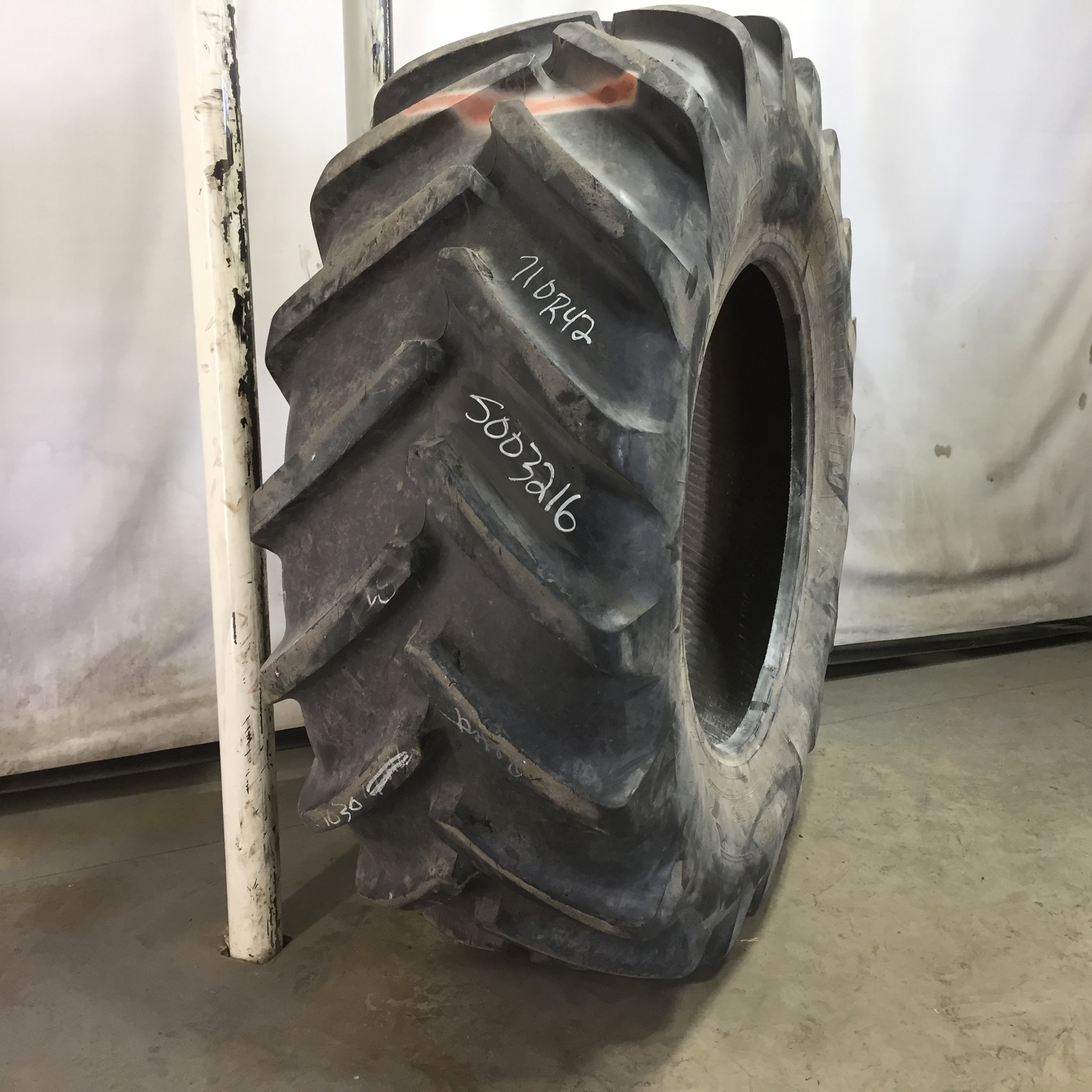 710/70R42 Michelin MachXBib R-1W Tire S003216