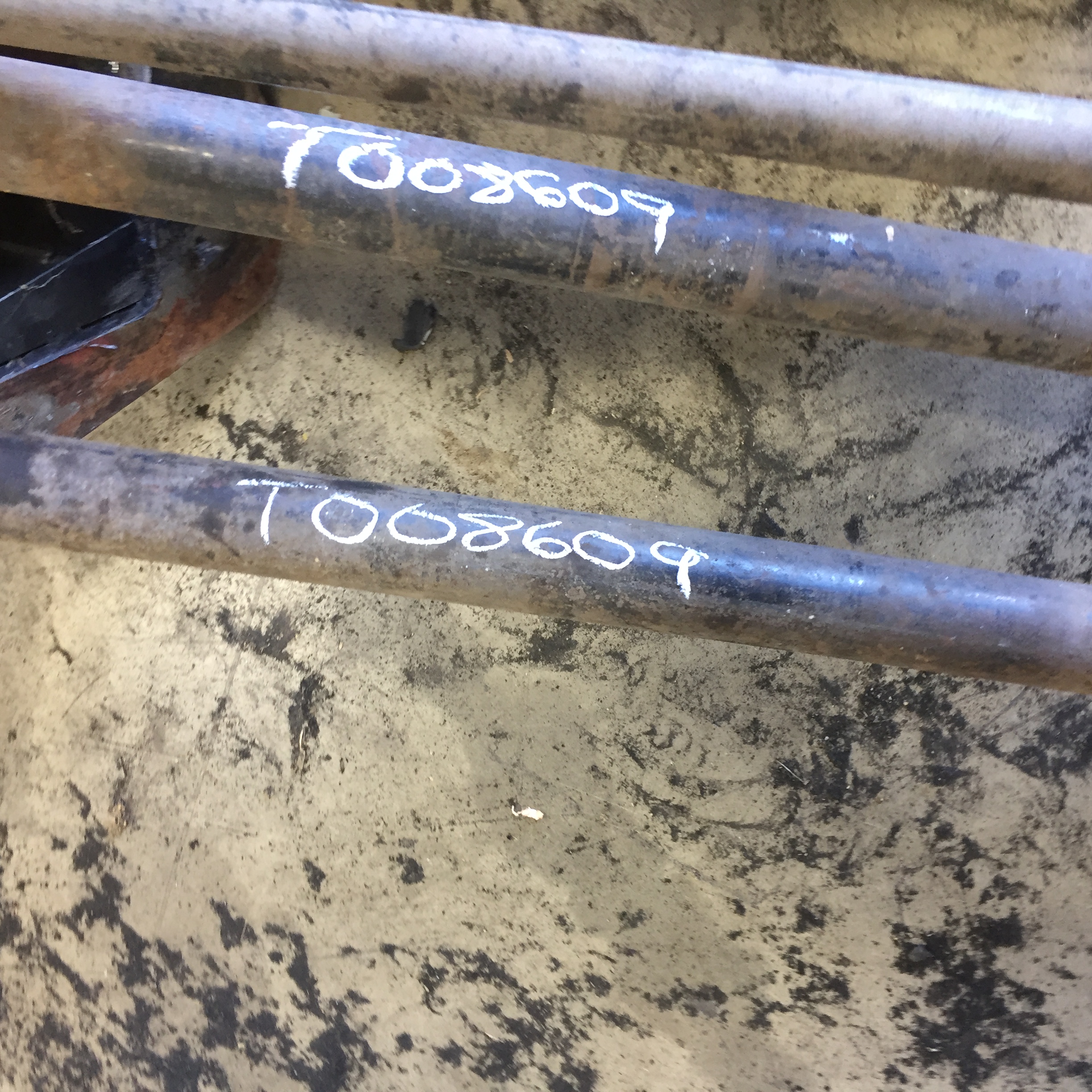 Combine Frame Extension, w/Shafts, Hdw & Truss Rod Combine Frame Extension T008609