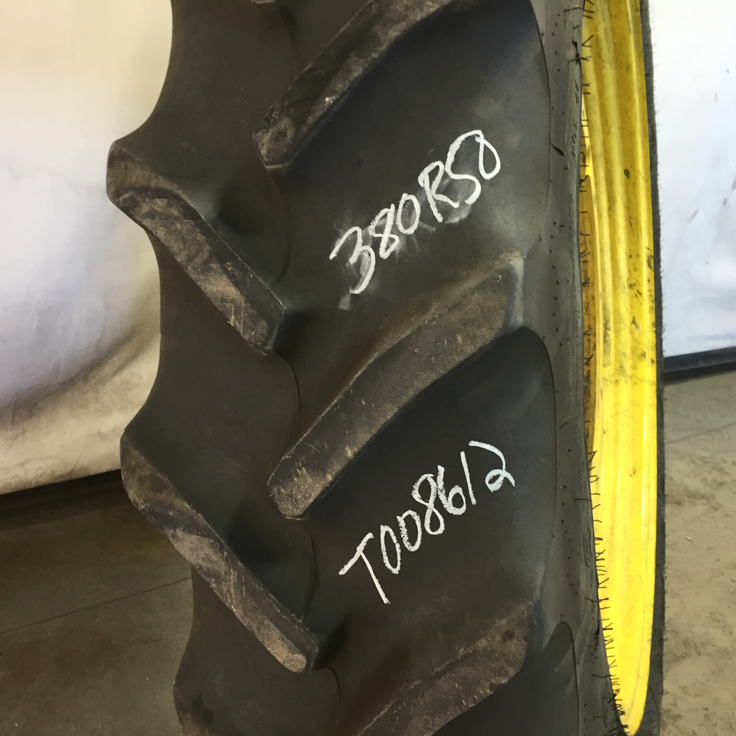 380/90R50 Goodyear Farm DT800 Optitrac R-1W Tire RT008612