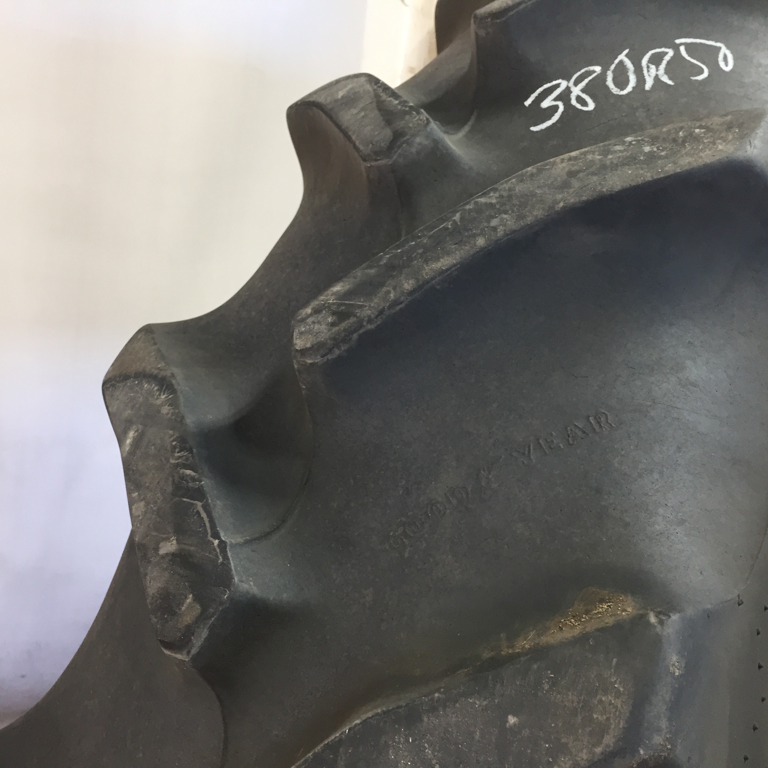 380/90R50 Goodyear Farm DT800 Optitrac R-1W Tire RT008612