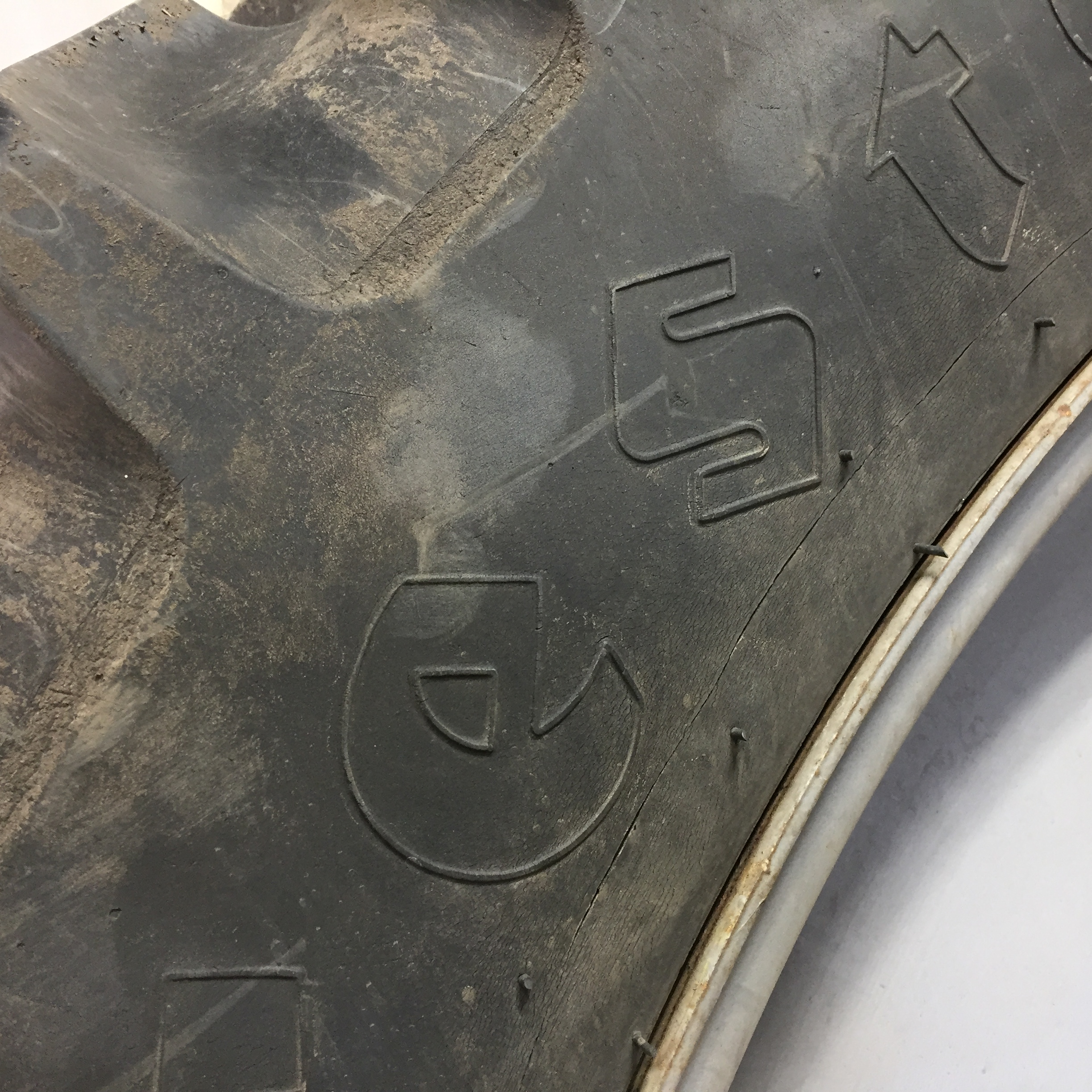 320/90R54 Firestone Radial All Traction DT R-1W Tire-Wheel Assembly T008629