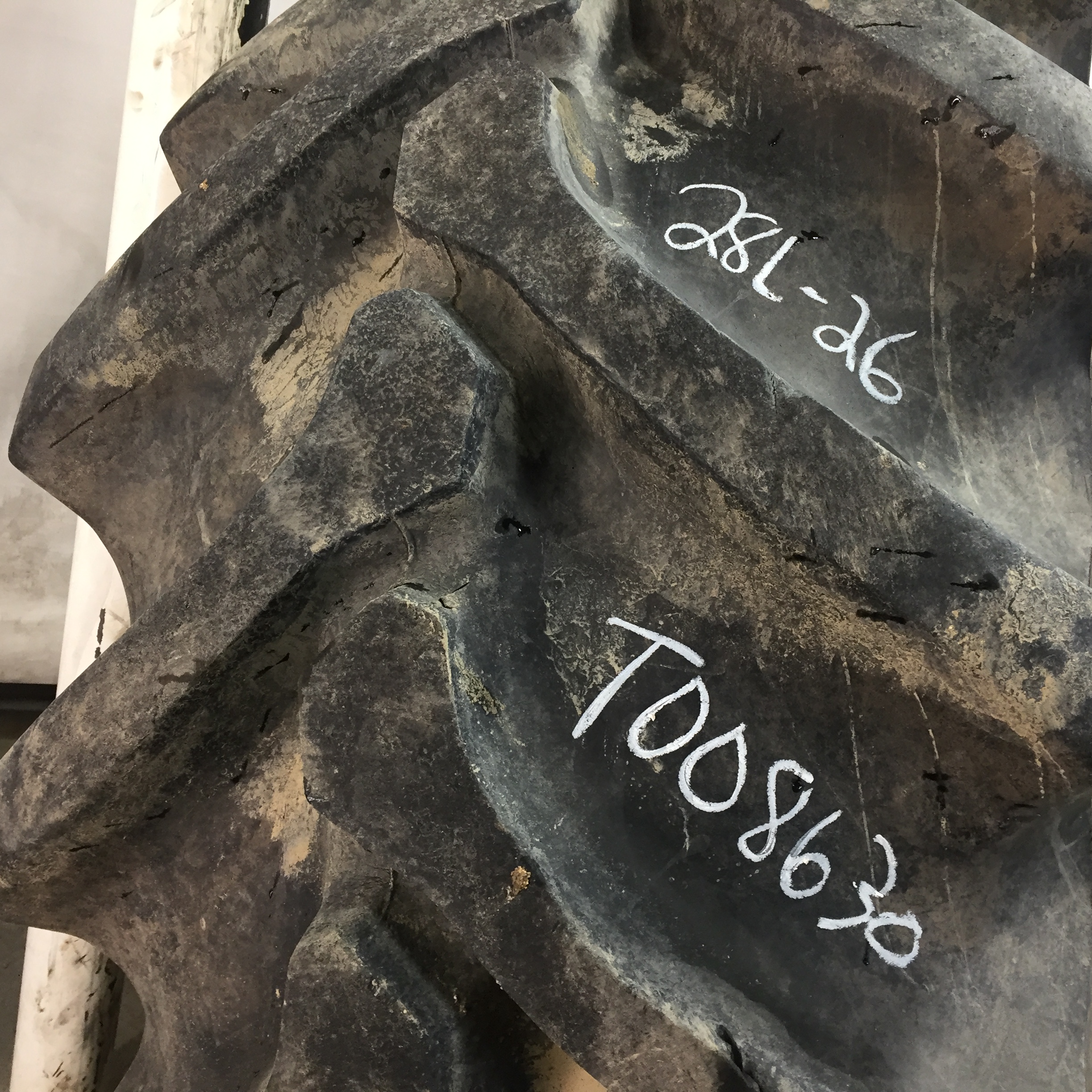 28/L-26 Firestone Champion Spade Grip R-2 Tire-Wheel Assembly T008630