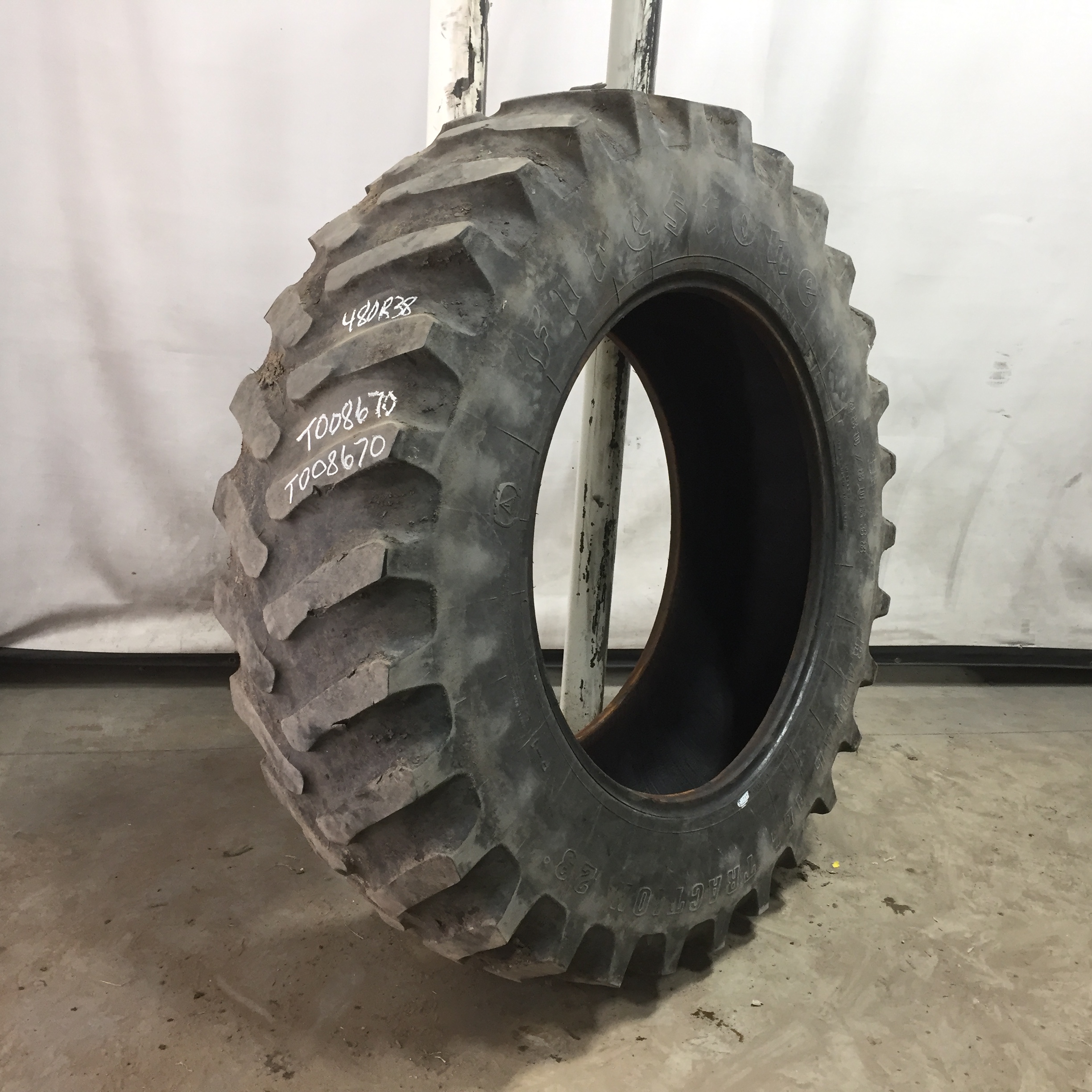480/80R38 Firestone Radial All Traction 23 R-1 Tire T008670