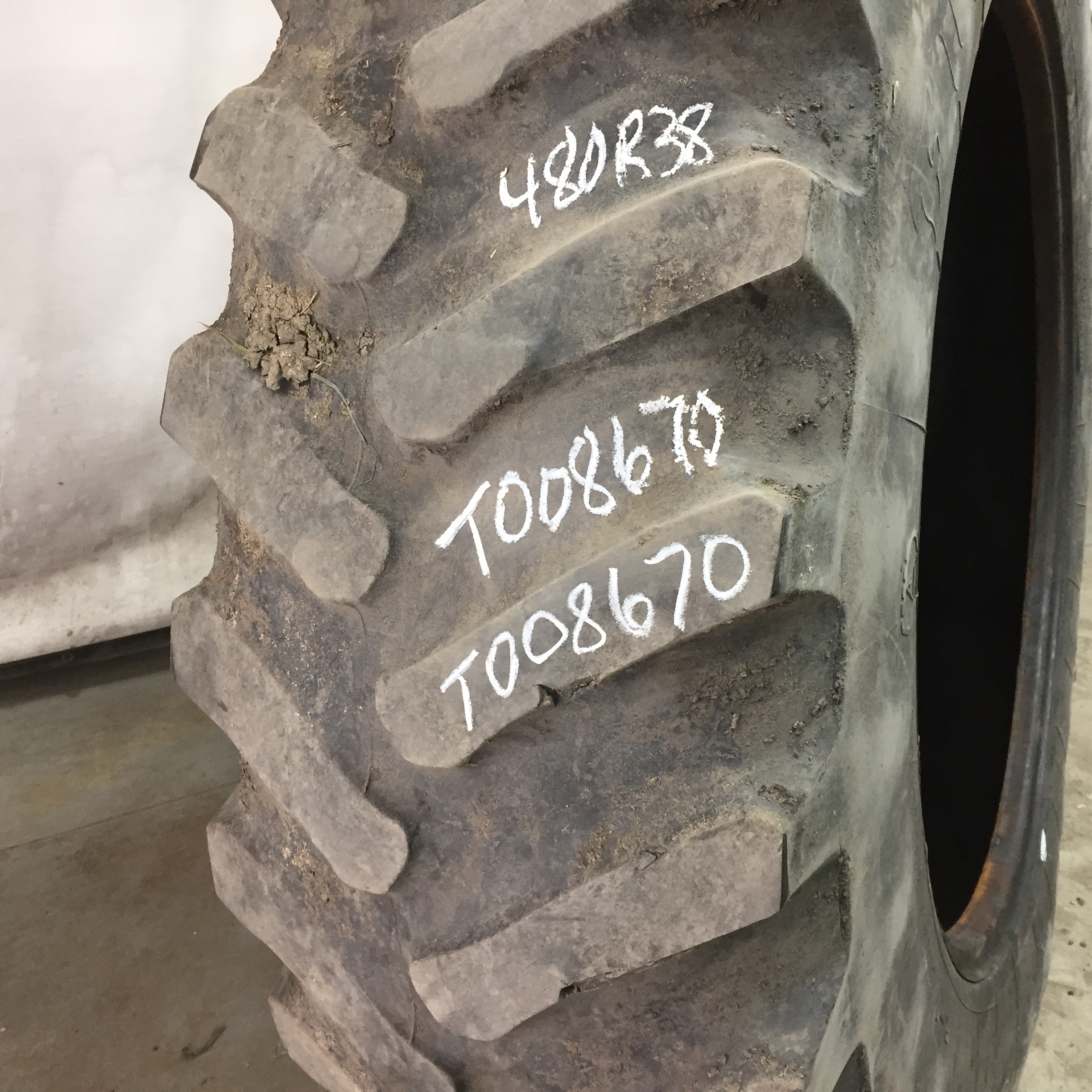 480/80R38 Firestone Radial All Traction 23 R-1 Tire T008670