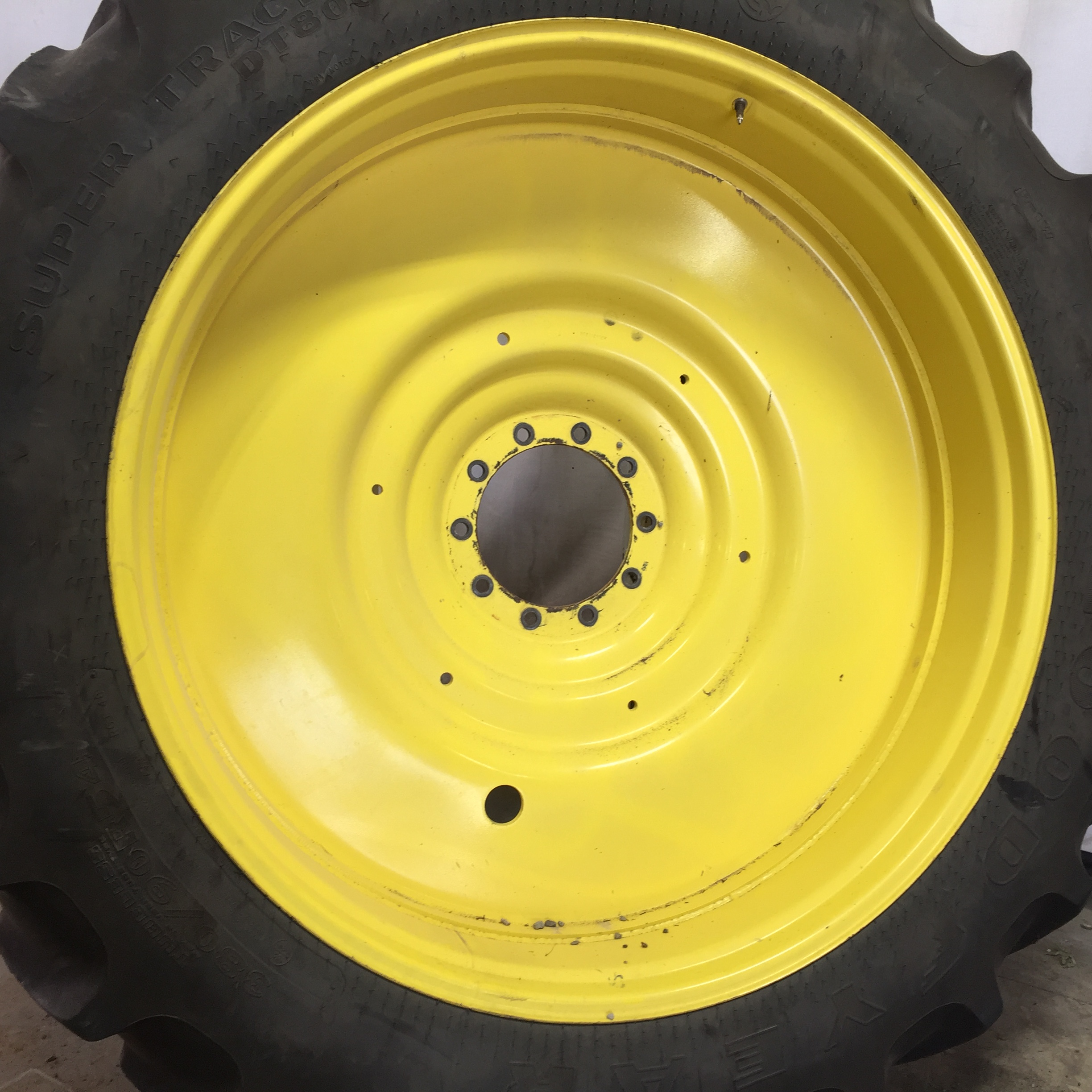 380/90R54 Goodyear Farm DT800 Super Traction R-1W Tire-Wheel Assembly T008646