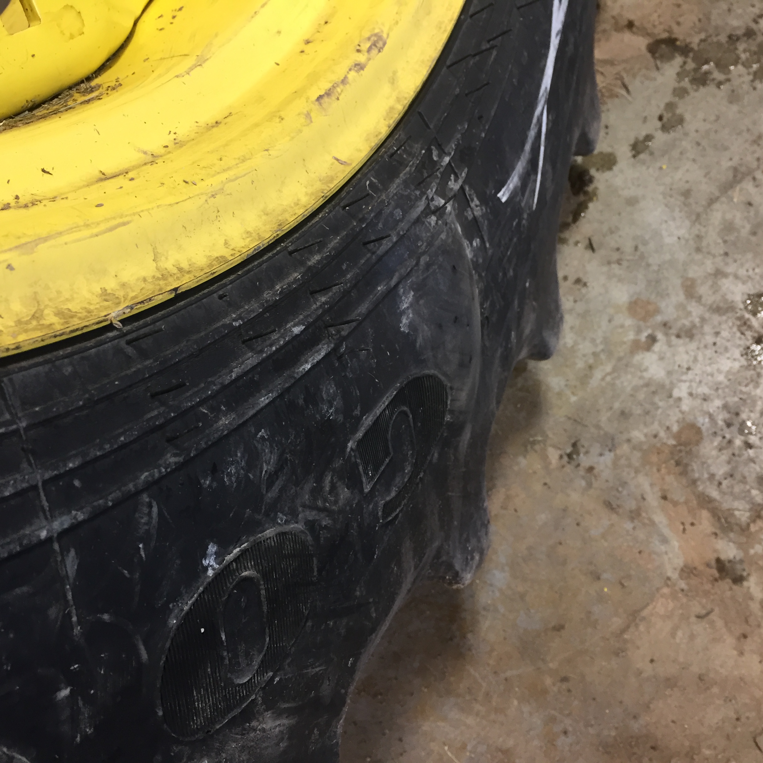 380/85R34 Goodyear Farm UltraTorque Radial R-1 Tire-Wheel Assembly T008649