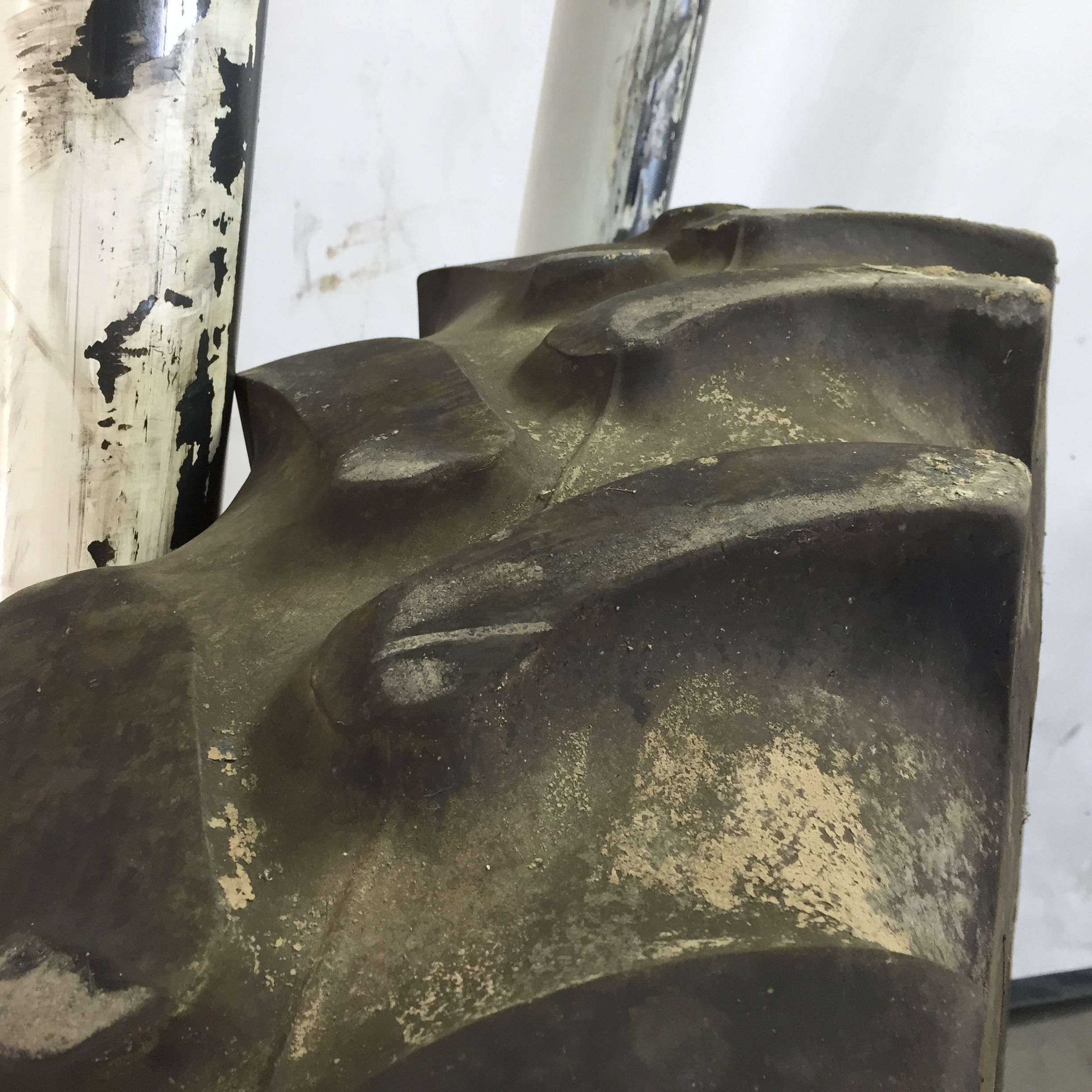 320/90R46 Firestone Radial 9000 R-1W Tire T00856