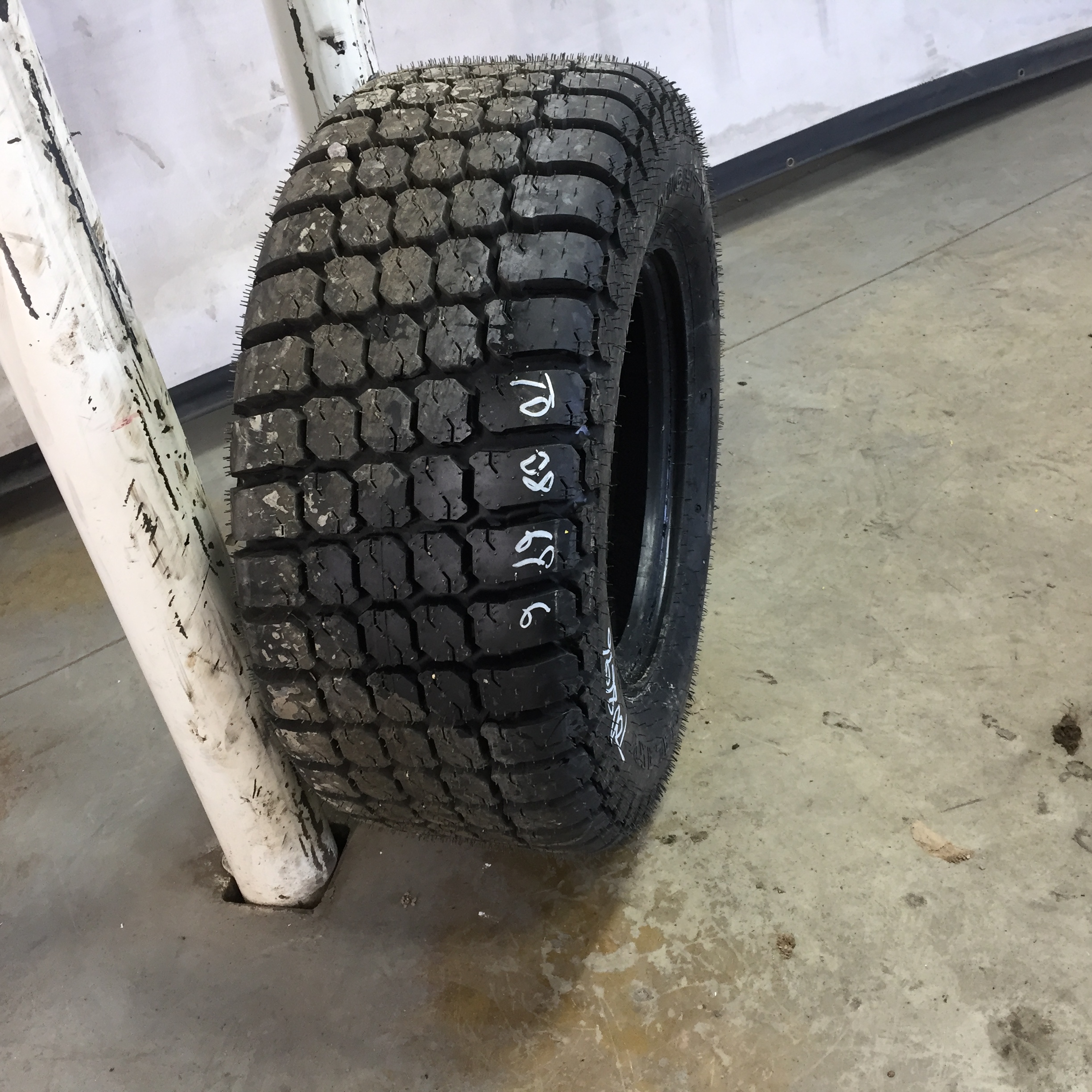 12/-16.5 Galaxy Mighty Mow R-3 Tire T008696