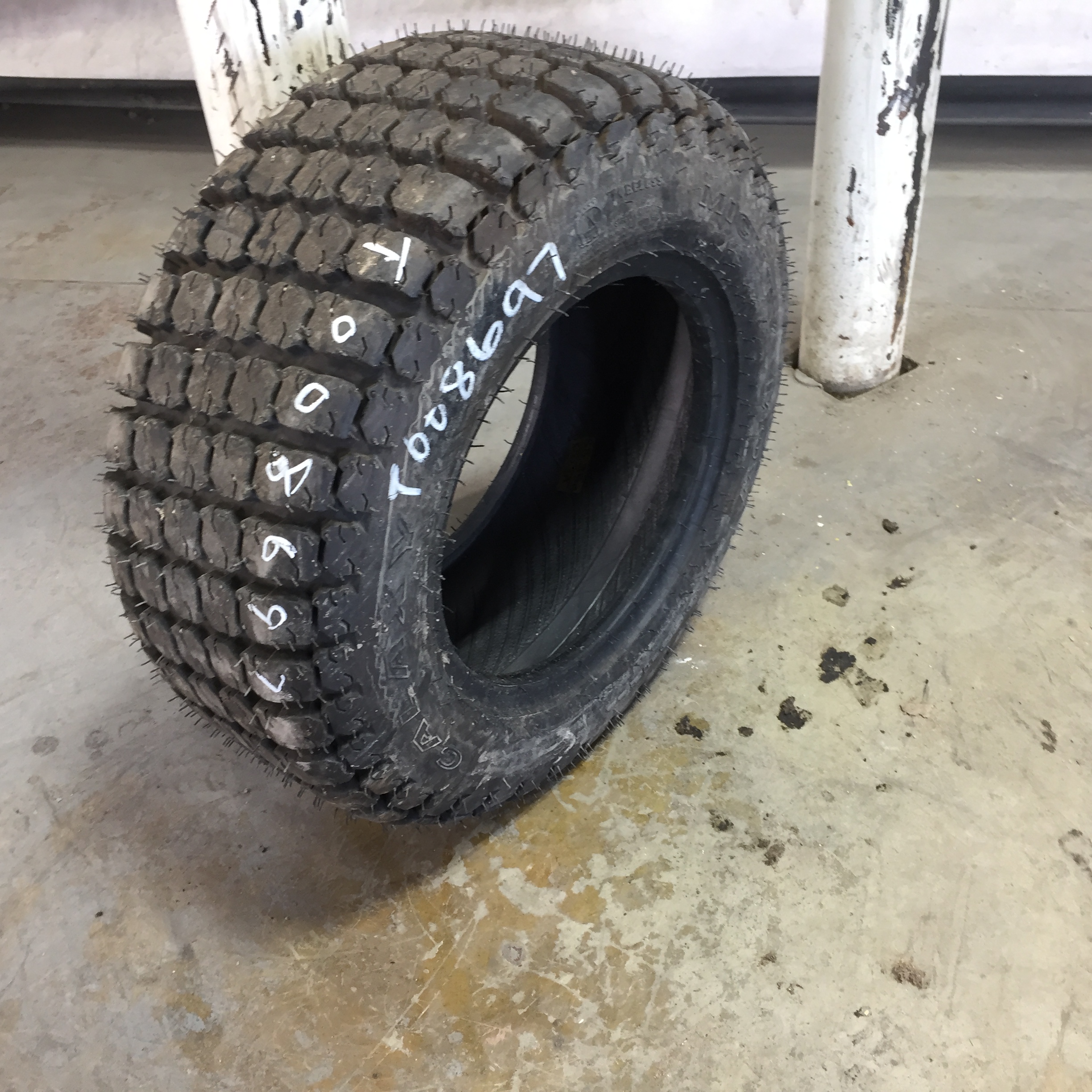 23/8.50-12 Galaxy Mighty Mow R-3 Tire T008697