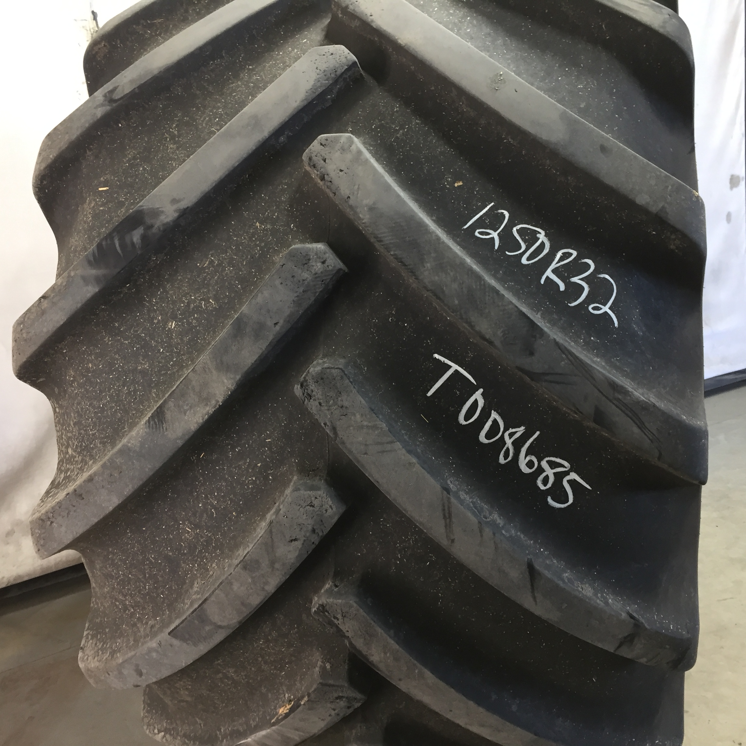 1250/50R32 Mitas SuperFlexion Tire (SFT) R-1W Tire RT008685