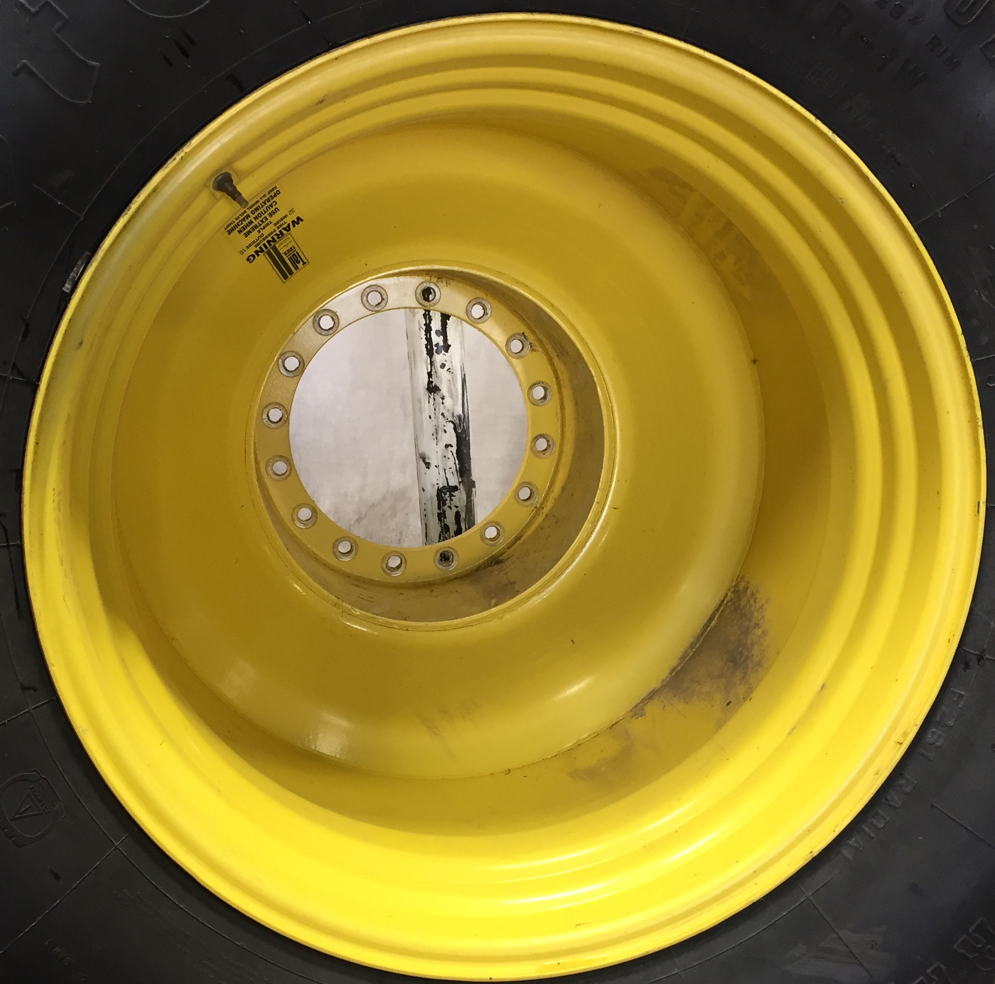 38''D x 25''W Straddle Dual Wheel WT008693