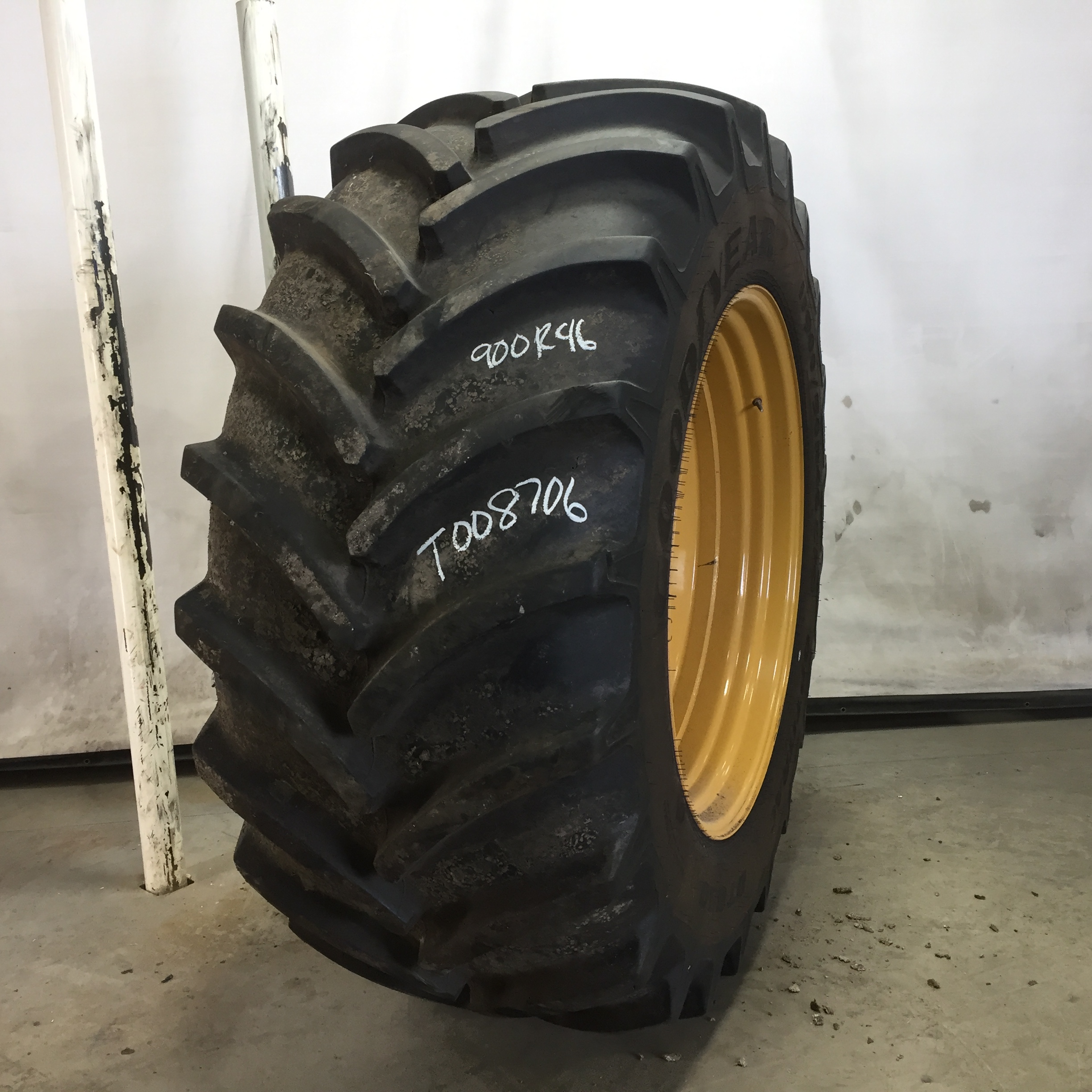 900/50R46 Goodyear Farm DT830 Optitrac R-1W Tire RT008706