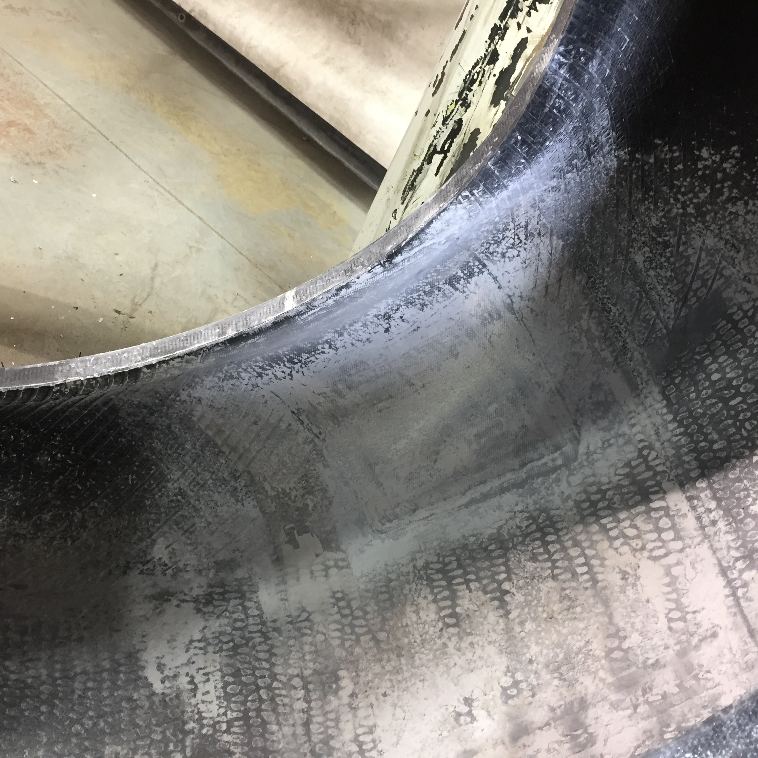 600/65R28 Goodyear Farm DT824 Optitrac R-1W Tire T008707