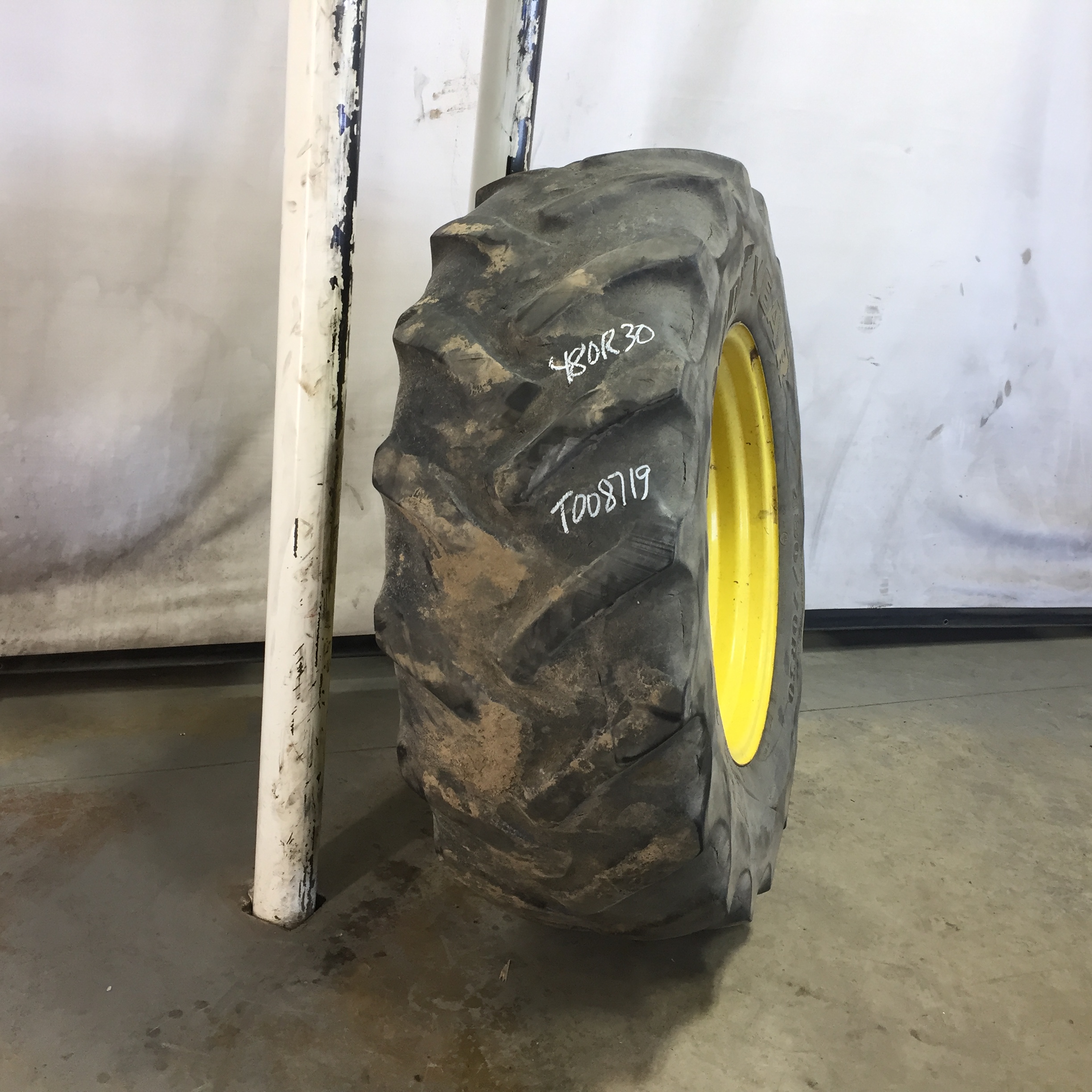 480/70R30 Goodyear Farm DT810 Super Traction R-1W Tire RT008719