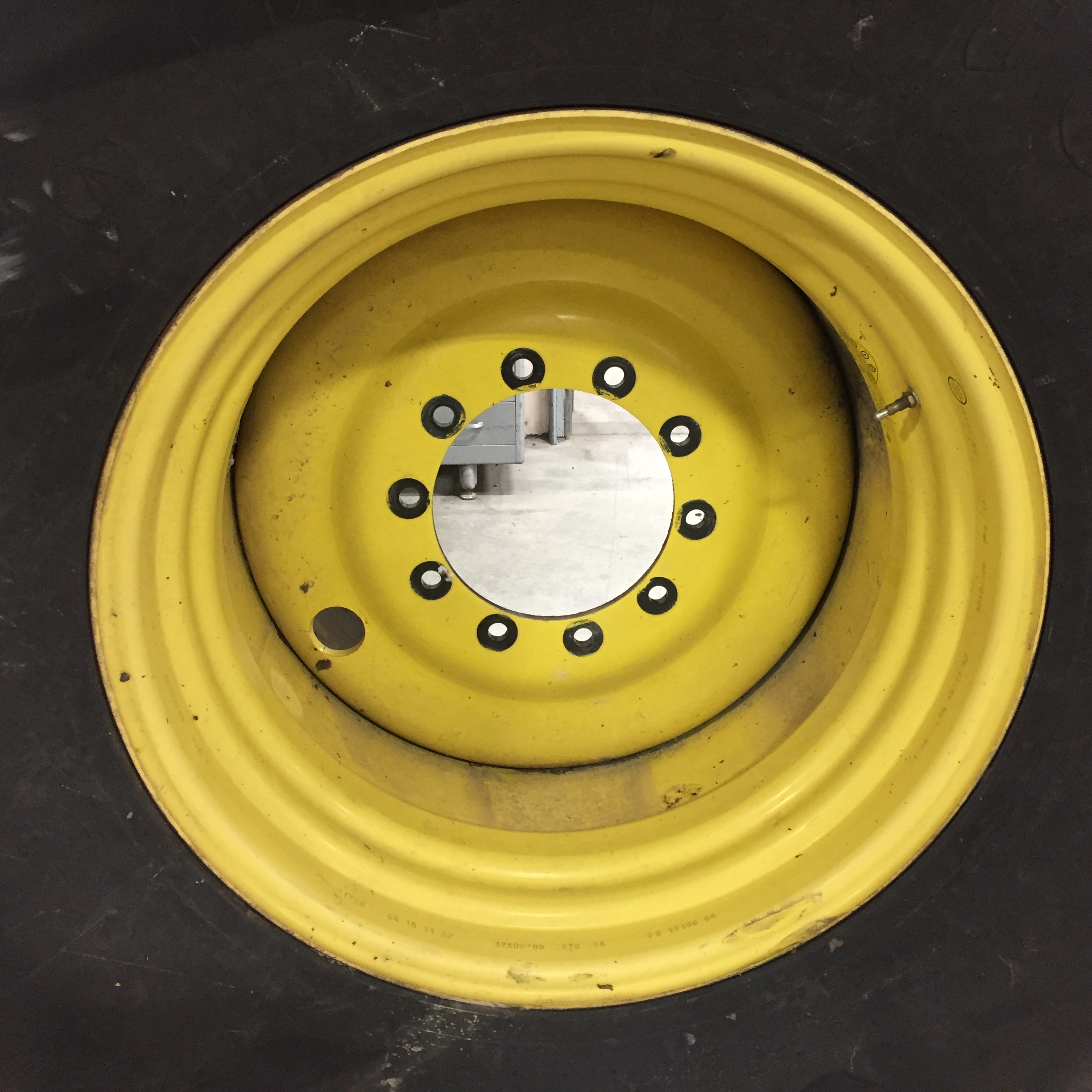 32''D x 30''W Formed Plate Wheel WT008725