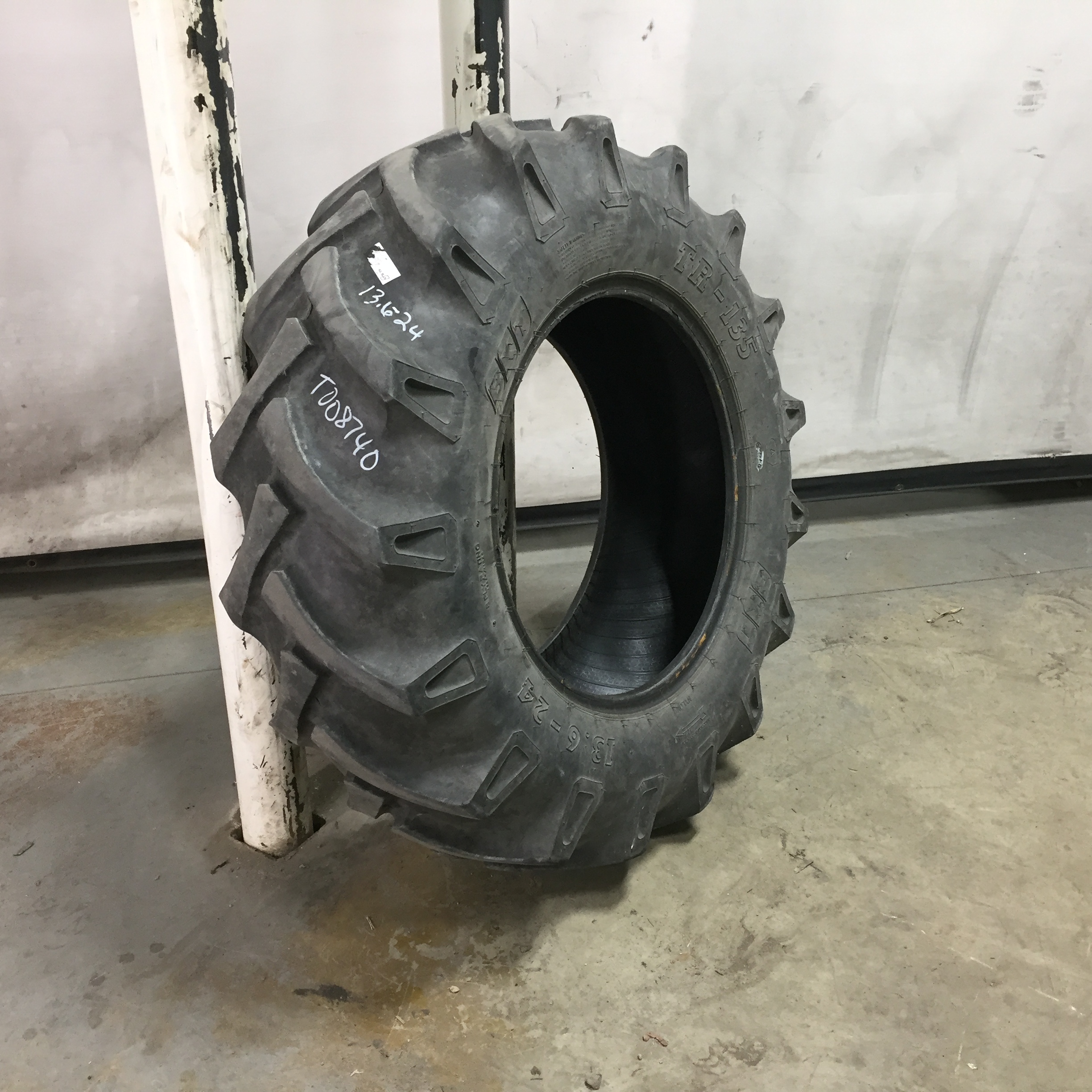 13.6/-24 BKT Tires TR 135 Drive R-1 Tire T008740