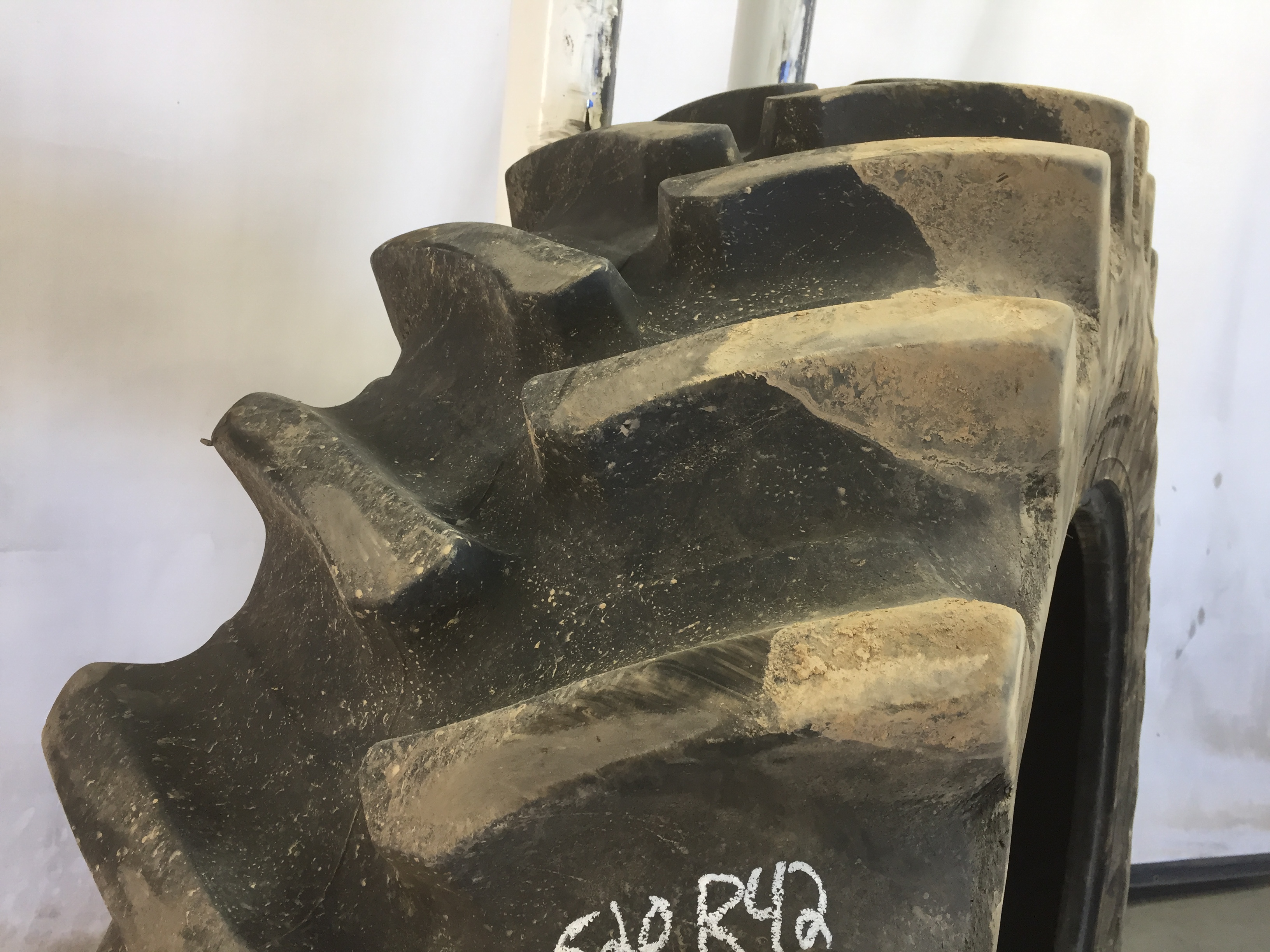 520/85R42 Firestone Radial Deep Tread 23 R-1W Tire 008255