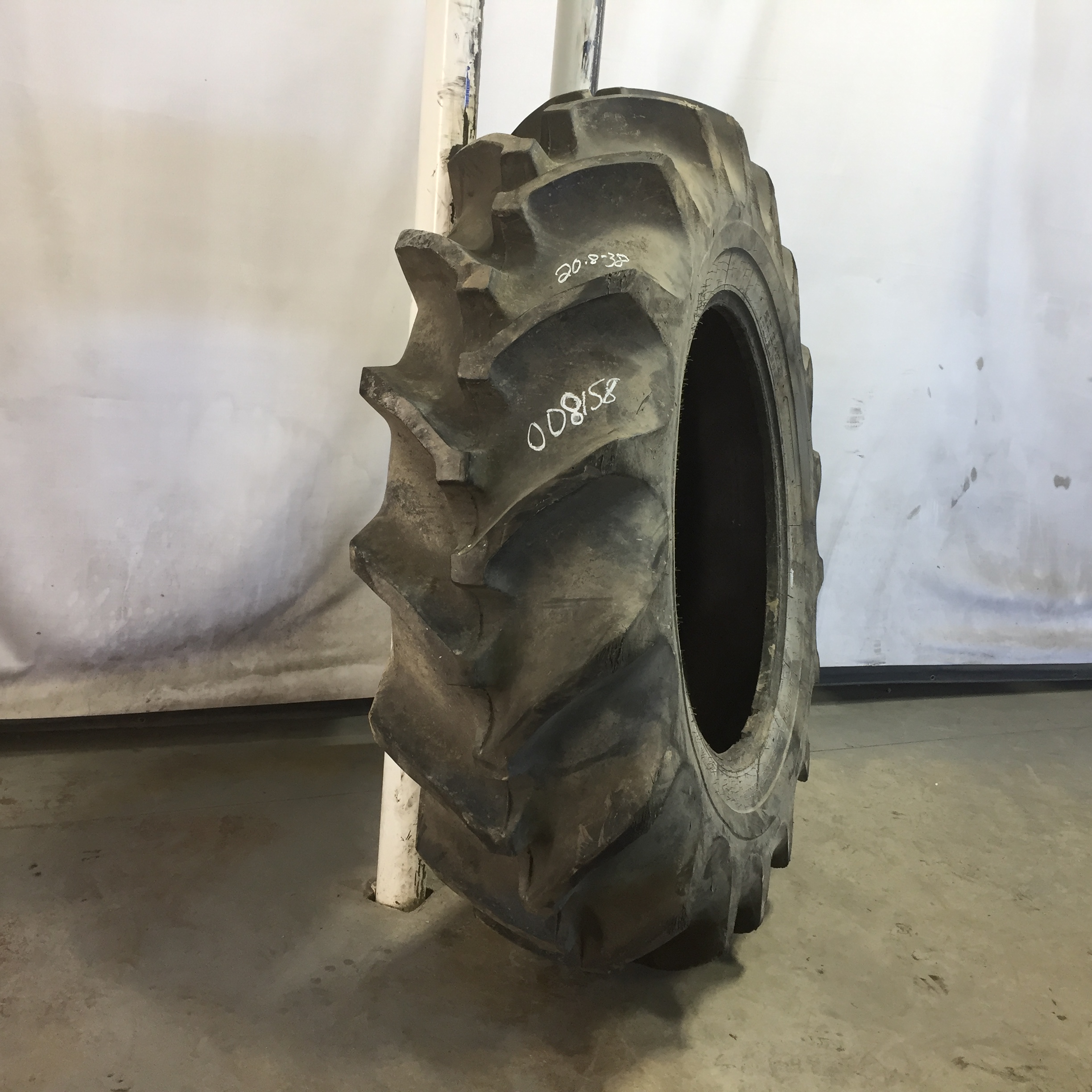 20.8/-38 Goodyear Farm Special Sure Grip TD8 R-2 Tire 008158