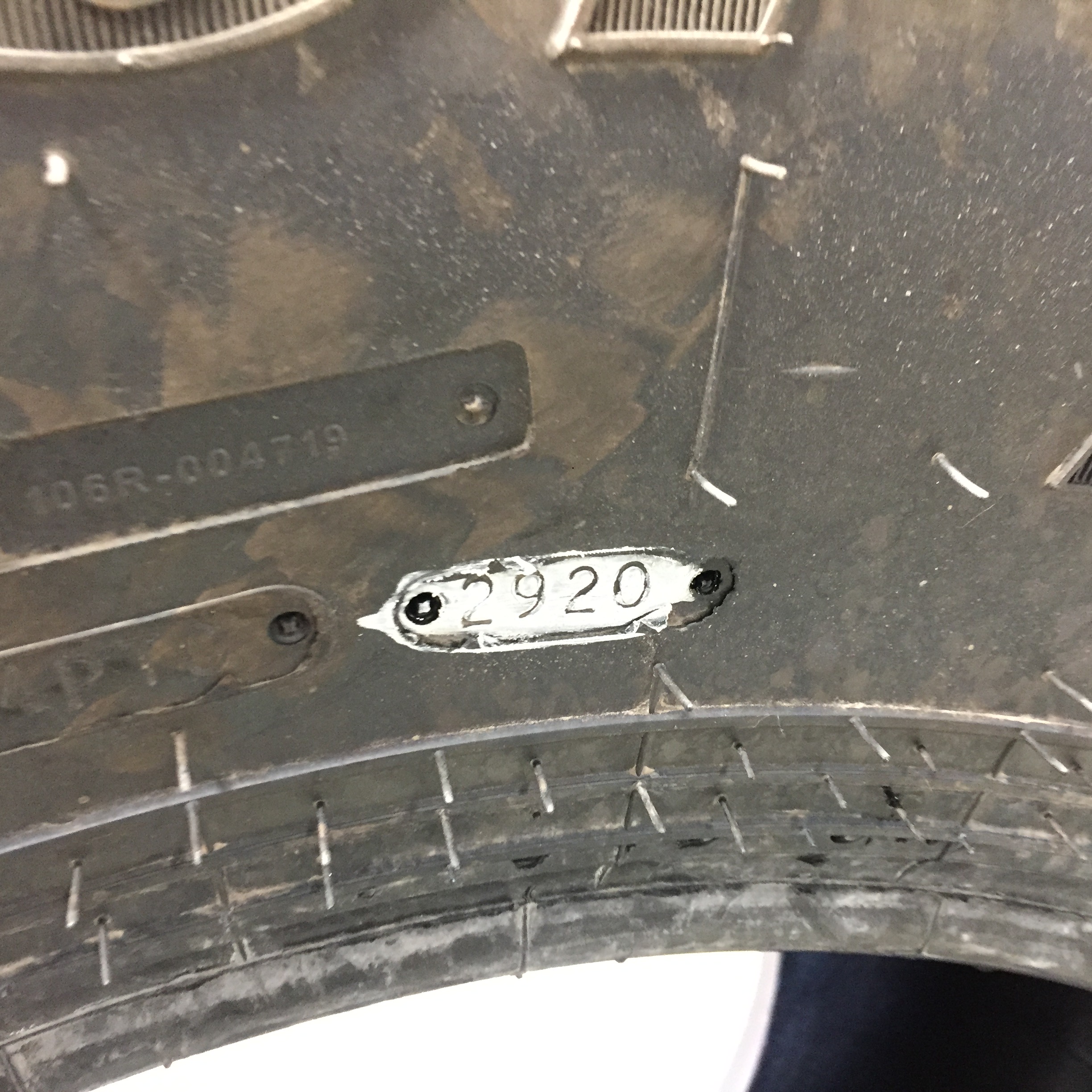 750/65R26 Goodyear Farm Optitrac R-1W Tire T008761