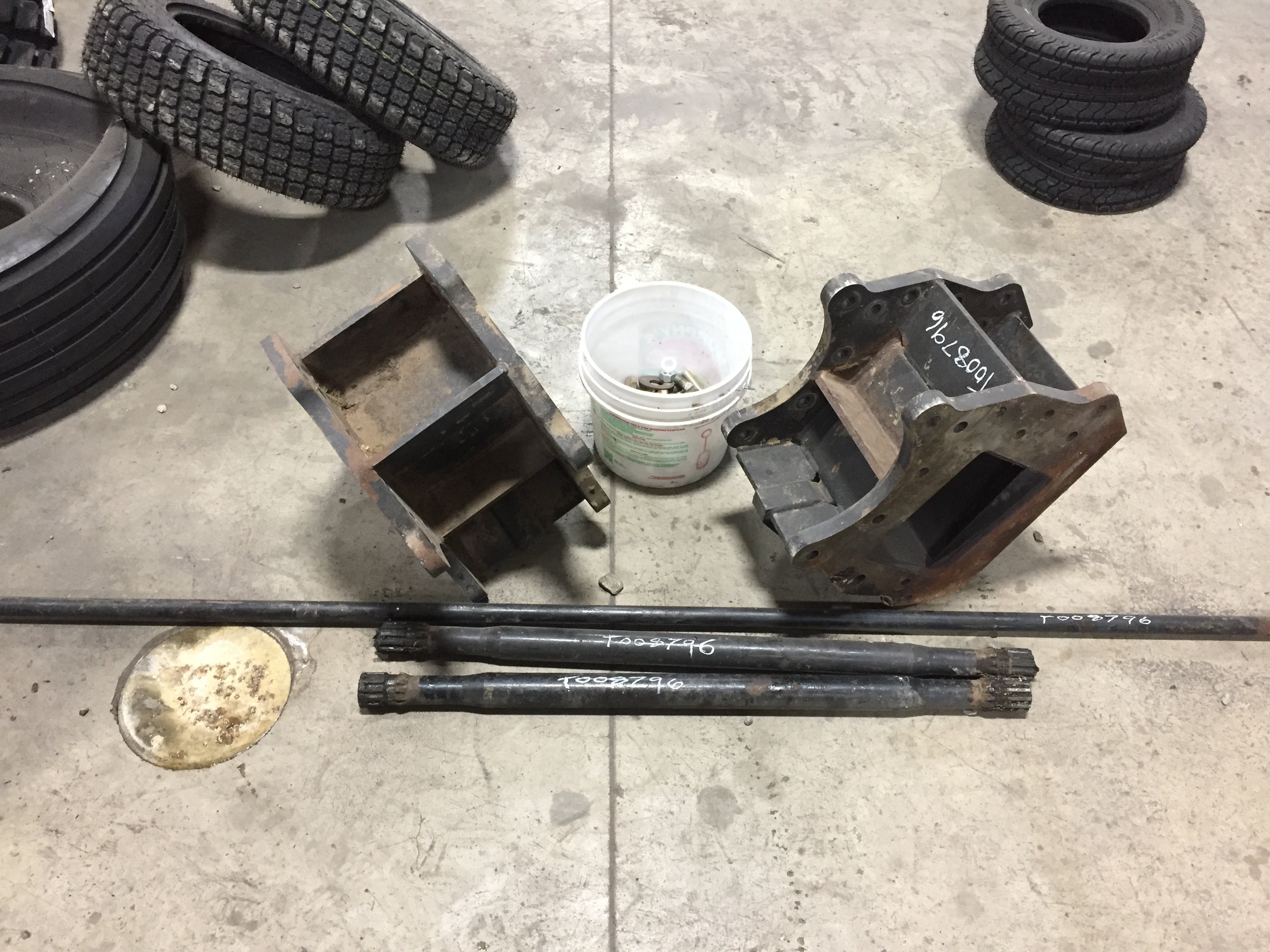 Combine Frame Extension, w/Shafts, Hdw & Truss Rod Combine Frame Extension T008796