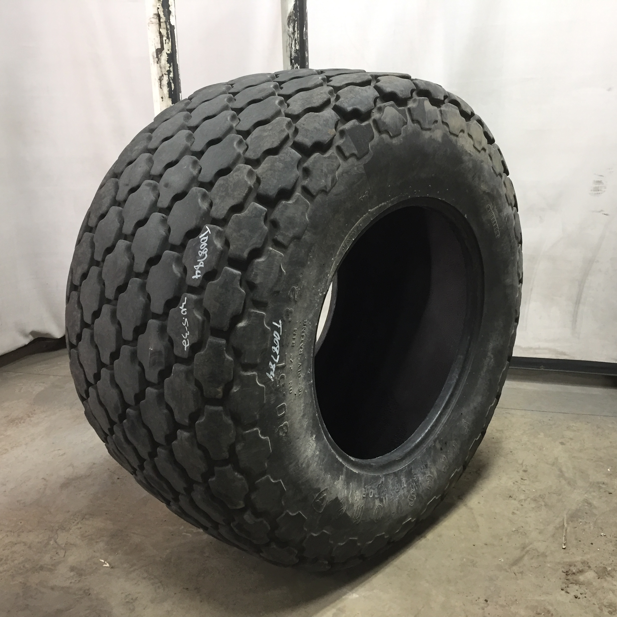30.5/L-32 Firestone All Non-Skid Tractor R-3 Tire T008784