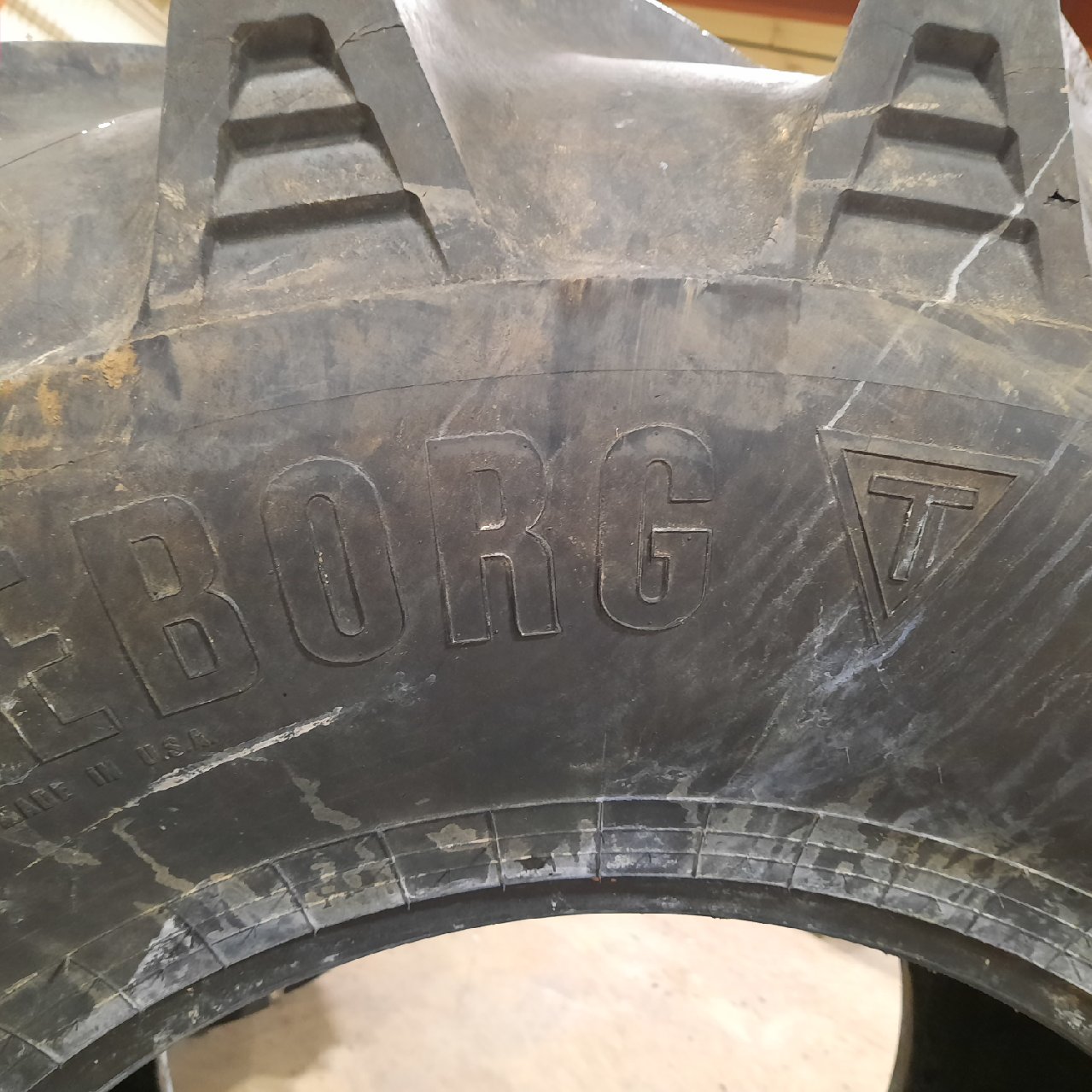 900/60-32 Trelleborg T414 R-1W Tire S002757