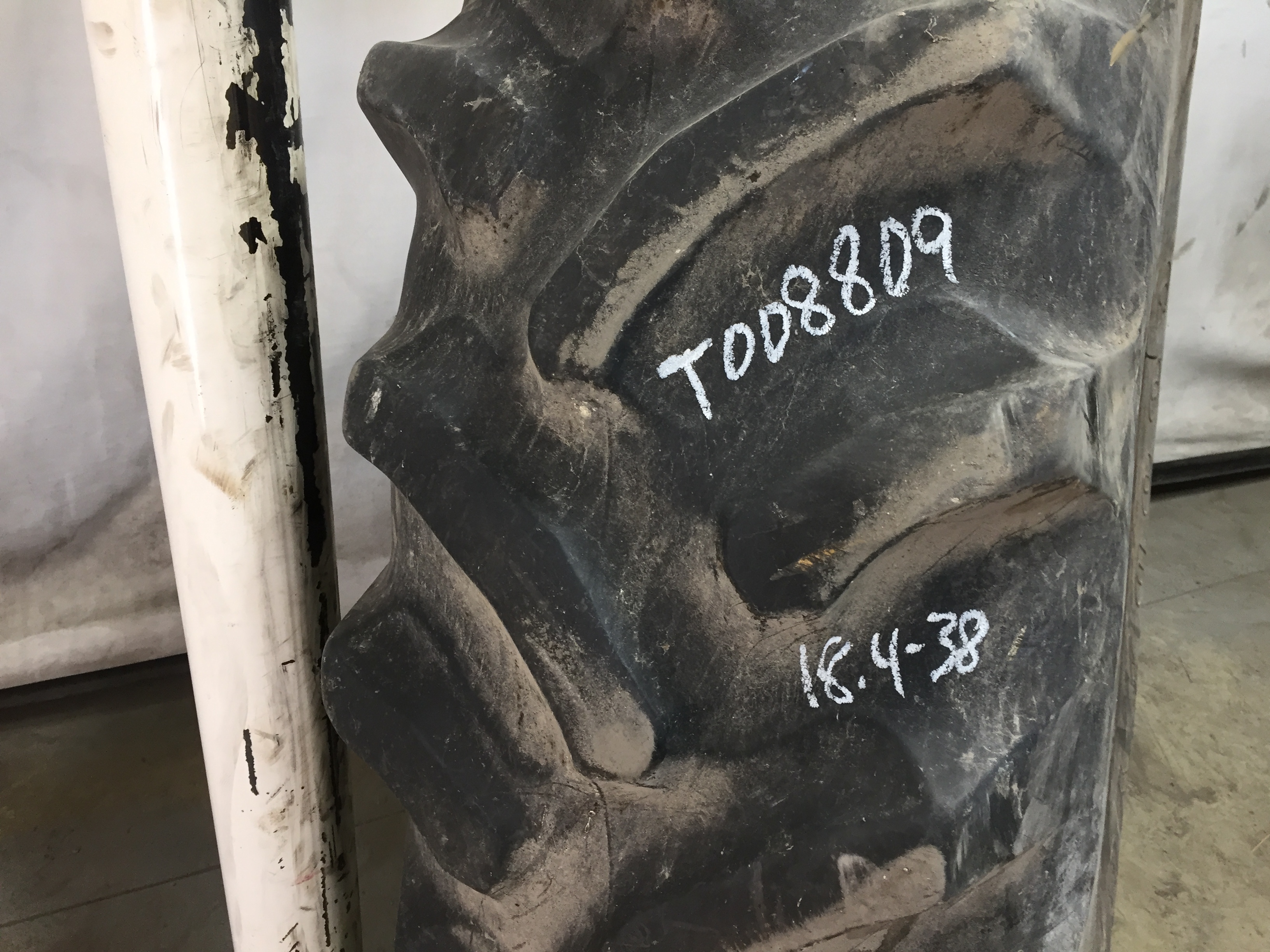 18.4/-38 Goodyear Farm Dyna Torque II R-1 Tire T008809