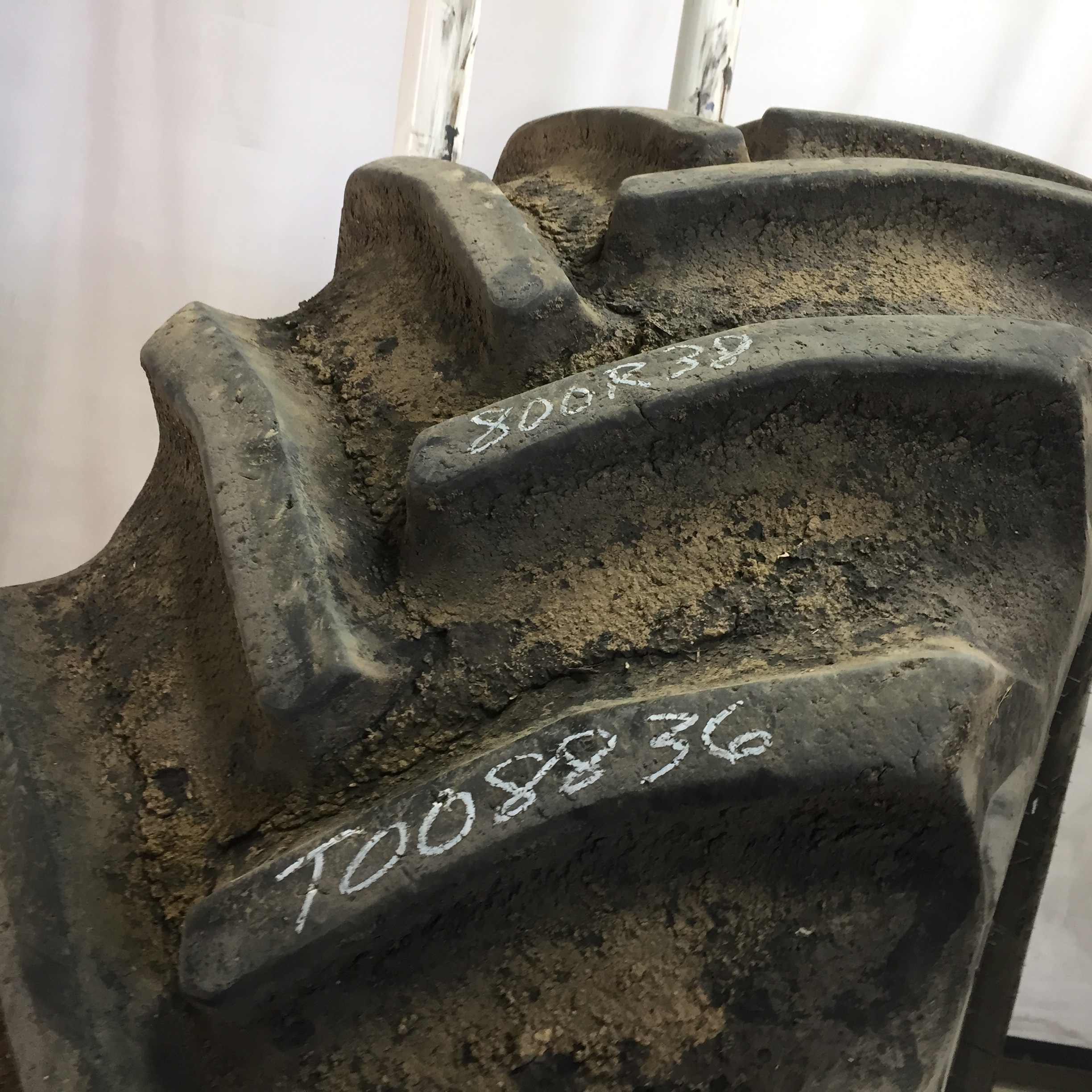 800/70R38 Goodyear Farm DT820 Super Traction R-1W Tire T008836