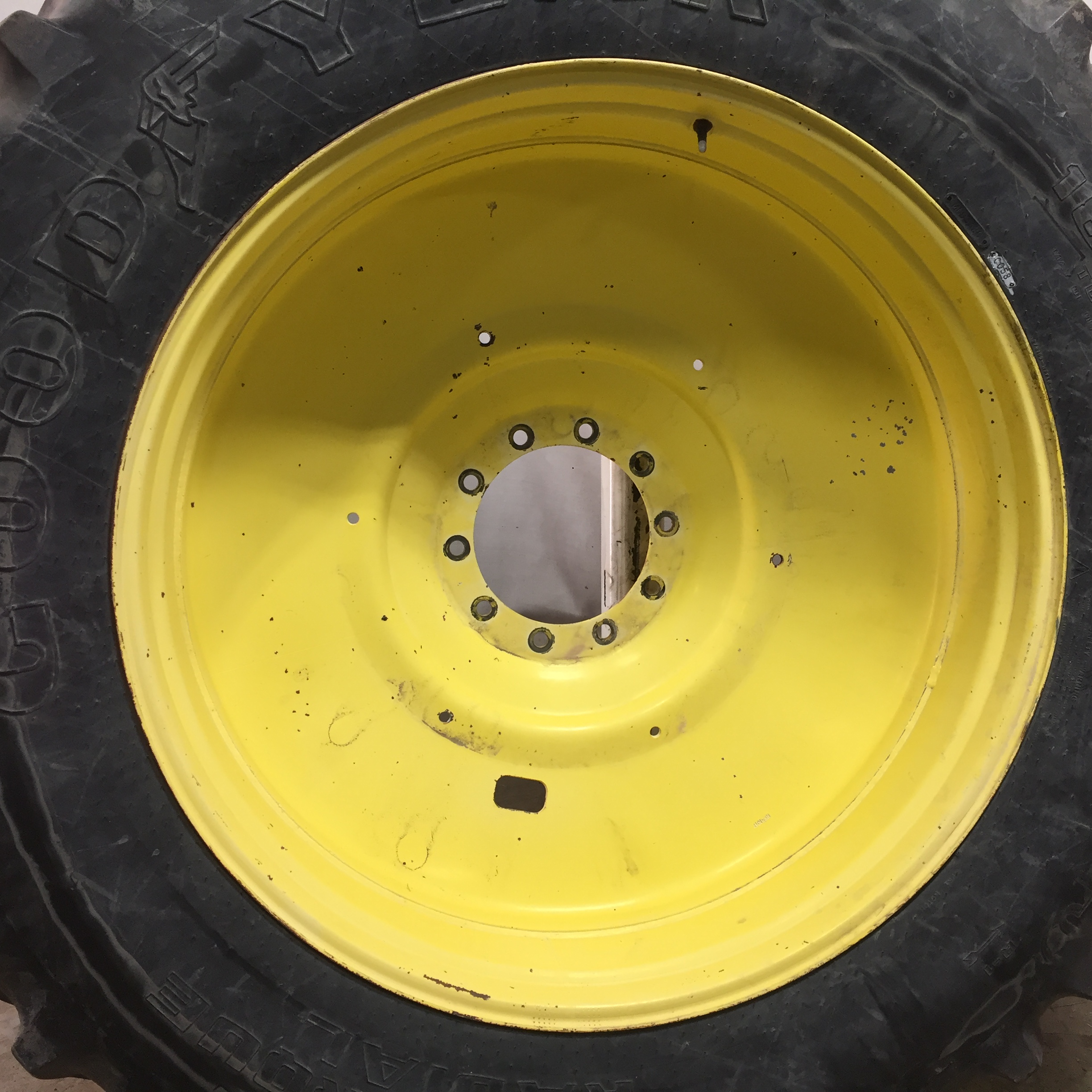 18.4/R46 Goodyear Farm Dyna Torque Radial R-1 Tire-Wheel Assembly T008840