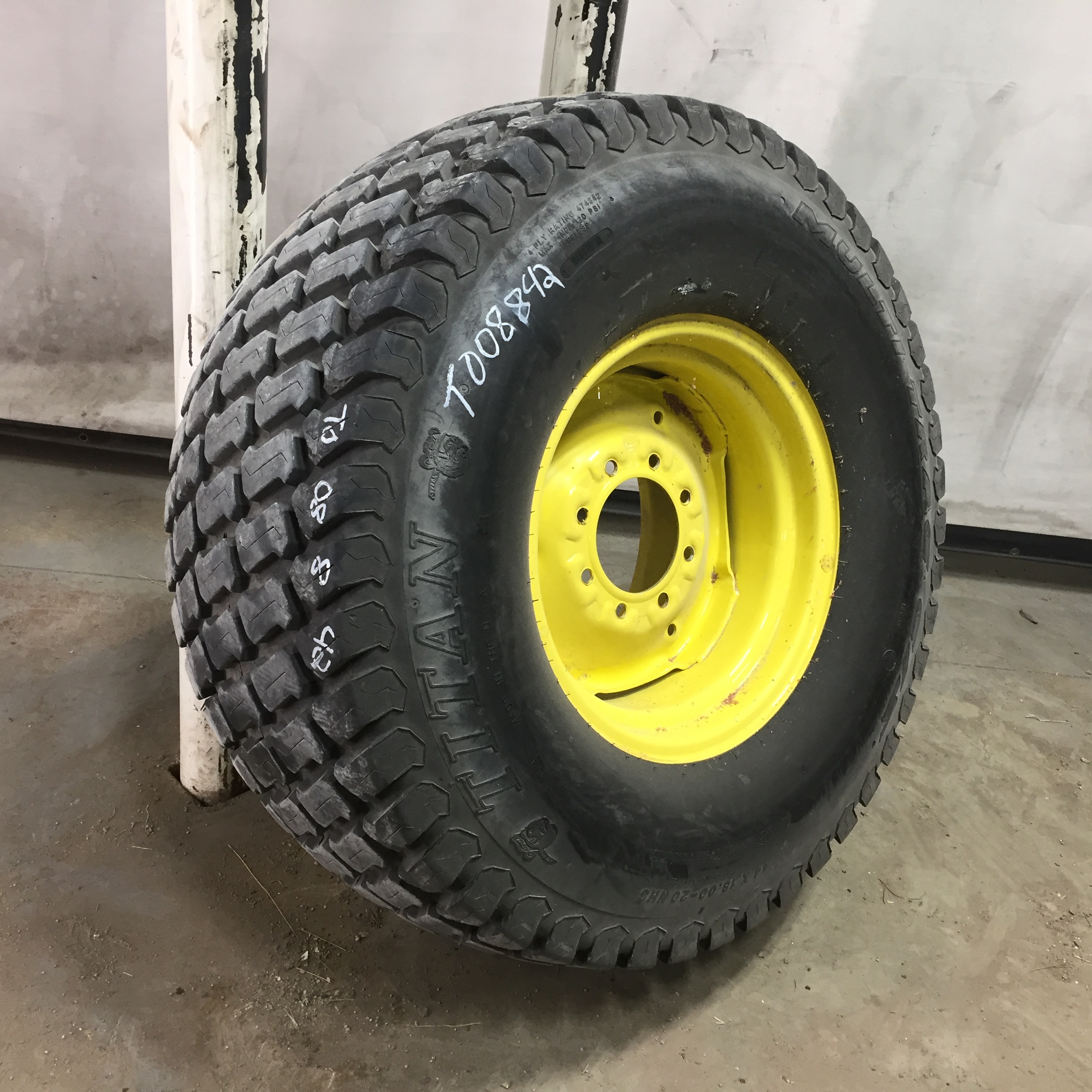 44/18.00-20 Titan Farm Multi Trac C/S HF-1 Tire-Wheel Assembly T008842