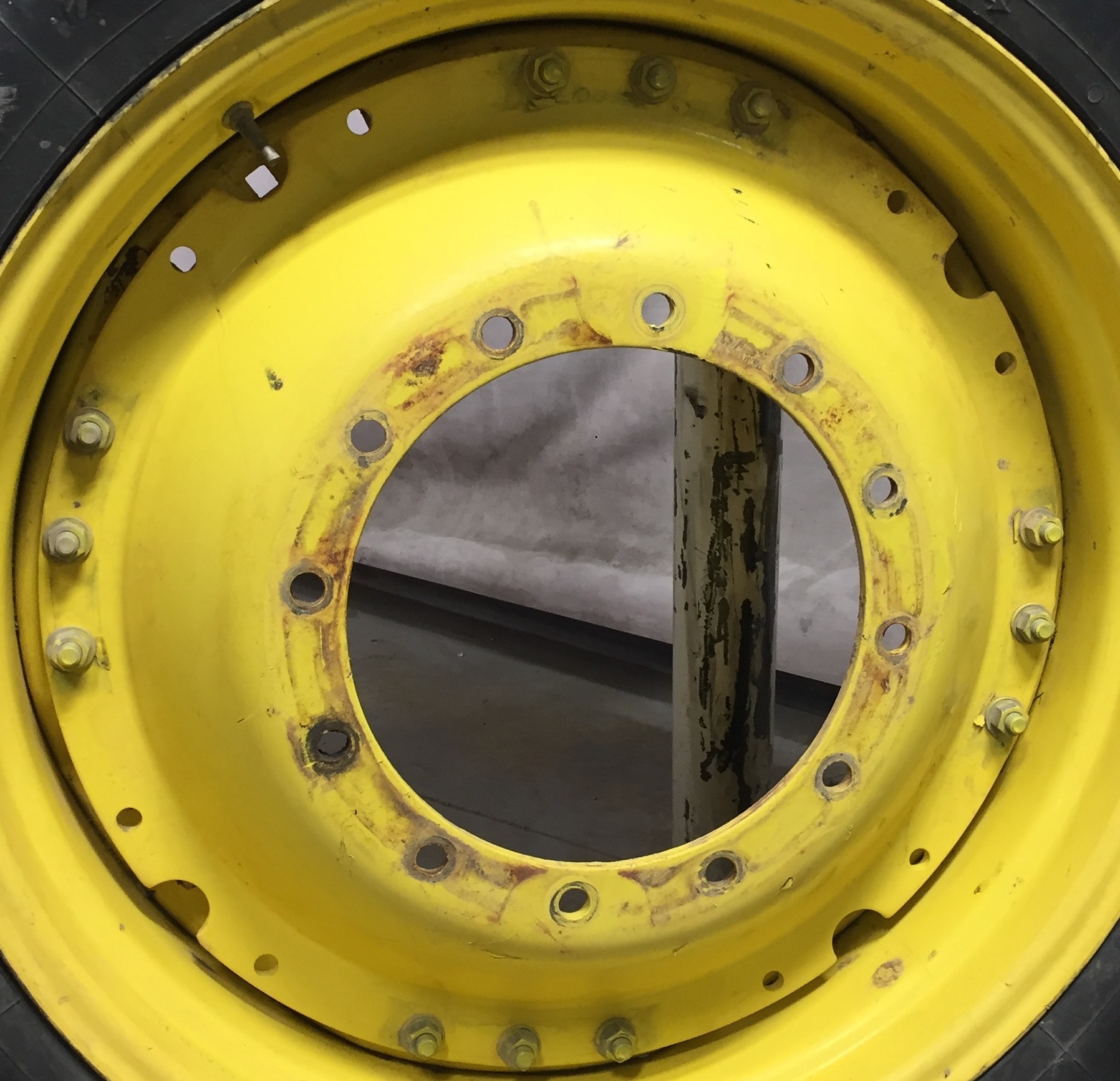 34'' Waffle Wheel (Groups of 3 bolts) Rim Center WT008847CTR