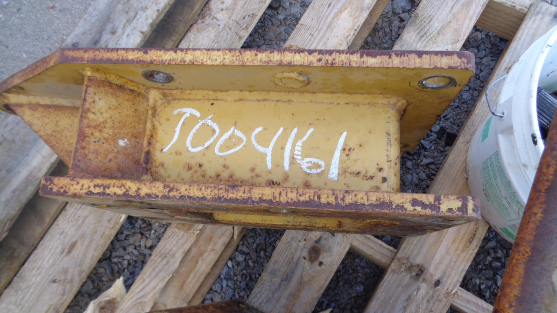 Combine Frame Extension, w/Shafts, Hdw & Truss Rod Combine Frame Extension T004161