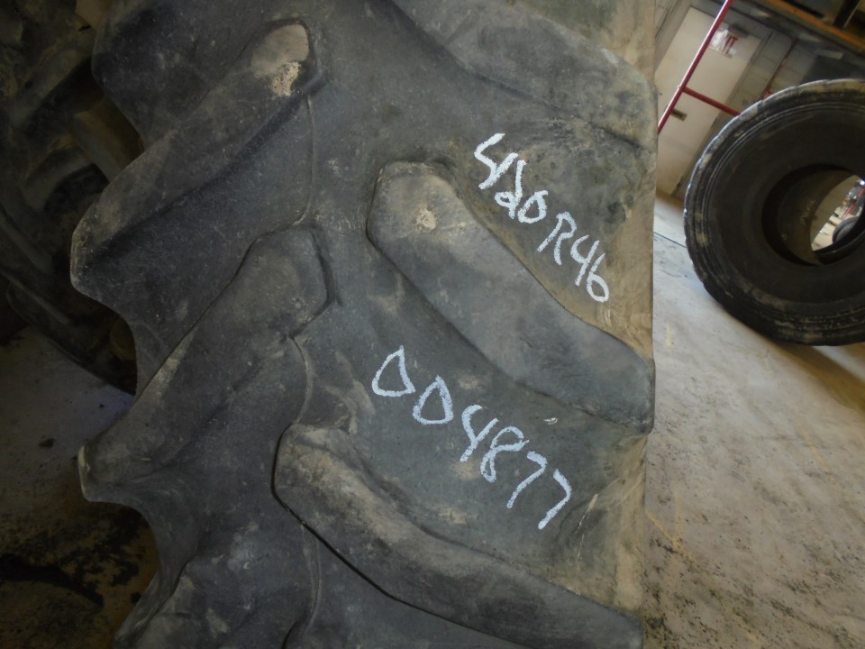 420/80R46 Goodyear Farm Dyna Torque Radial R-1 Tire 004877-Z