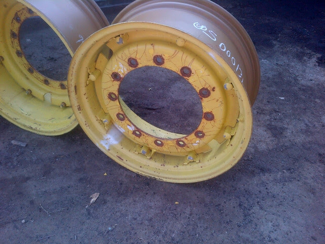 Rim with Clamp/Loop Style WS000131