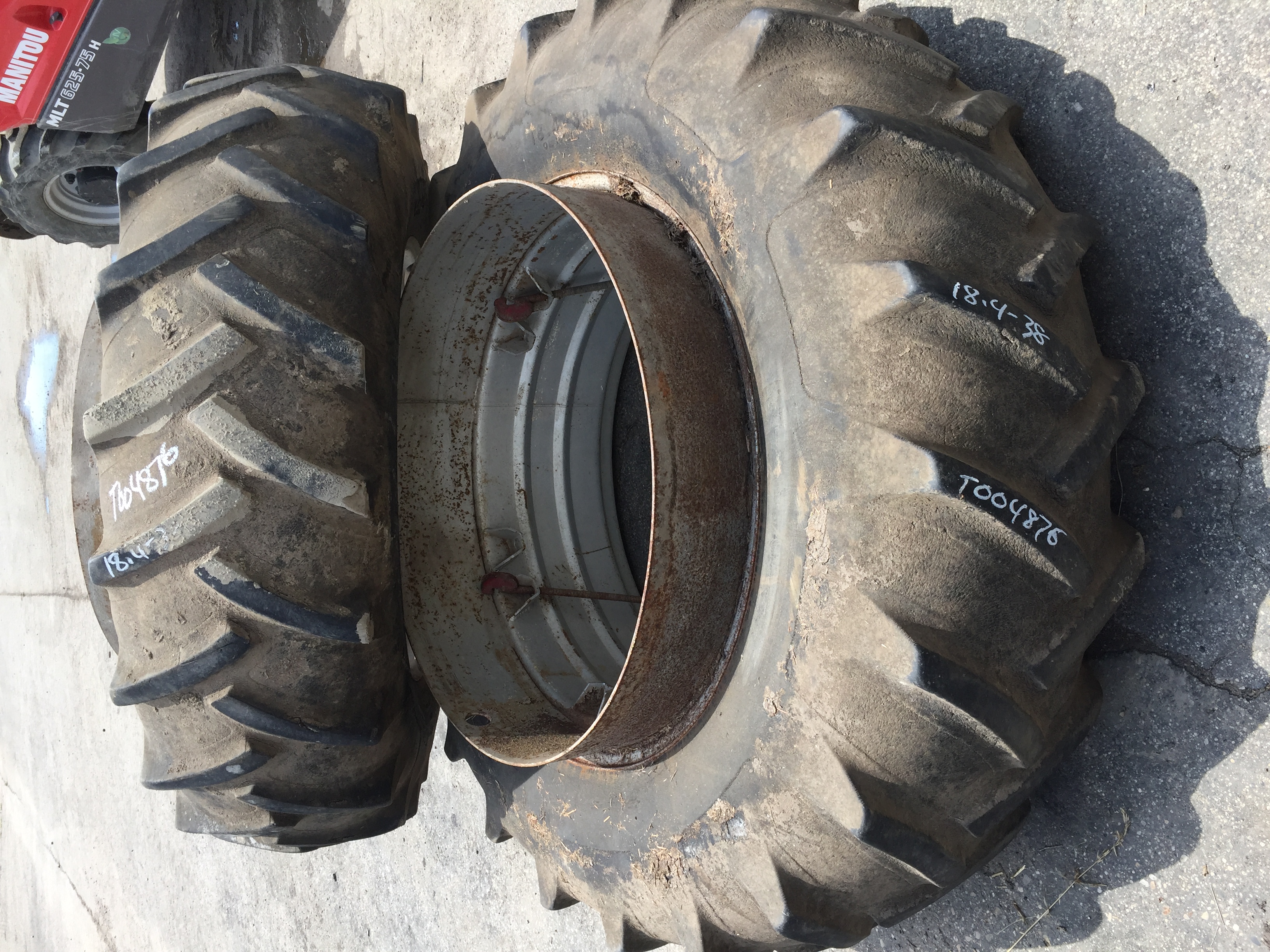 38''D x 16''W Band Dual w/Bkts Wheel WT004876