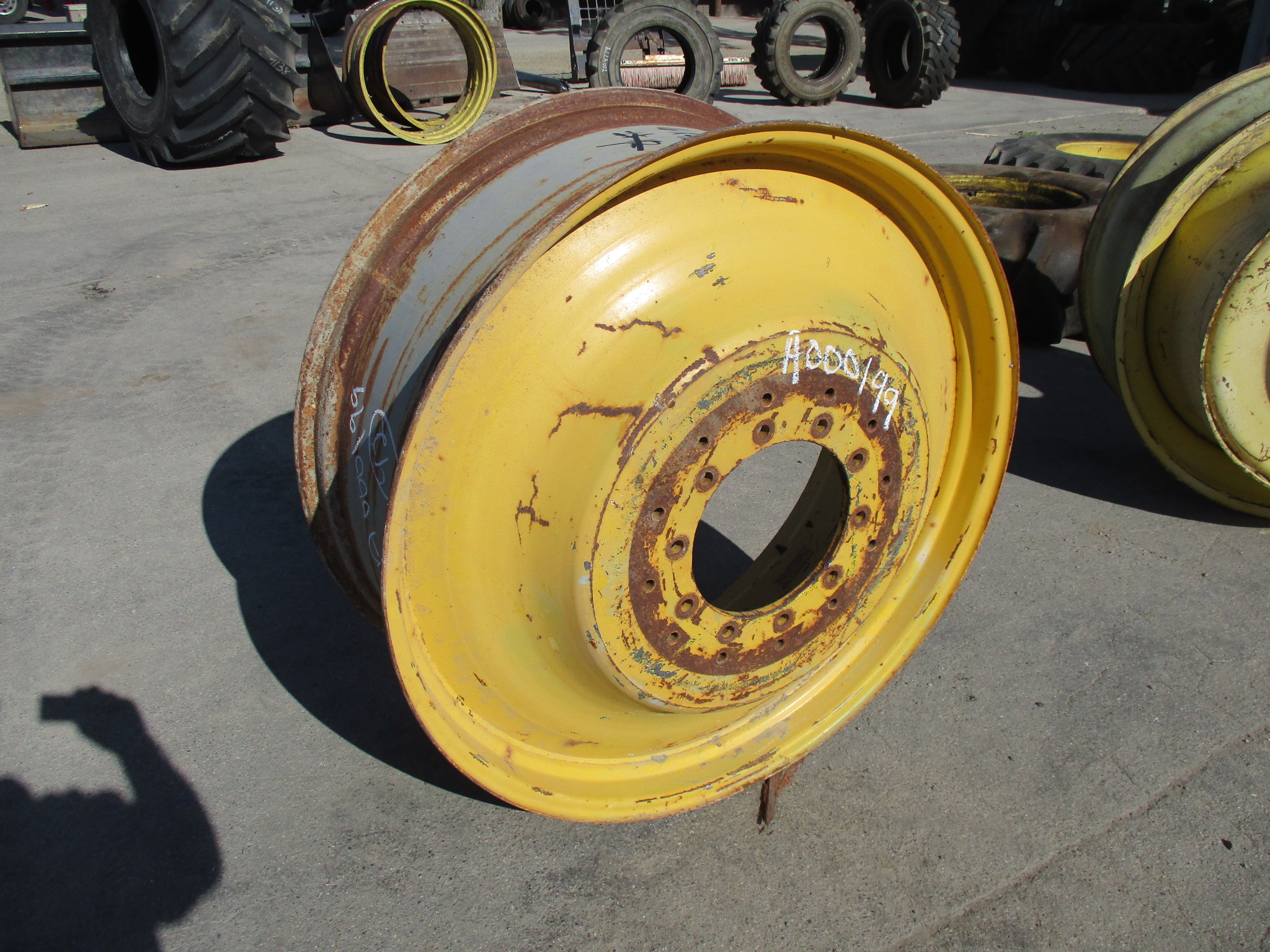 42''D x 16''W Straddle Dual Wheel A000199