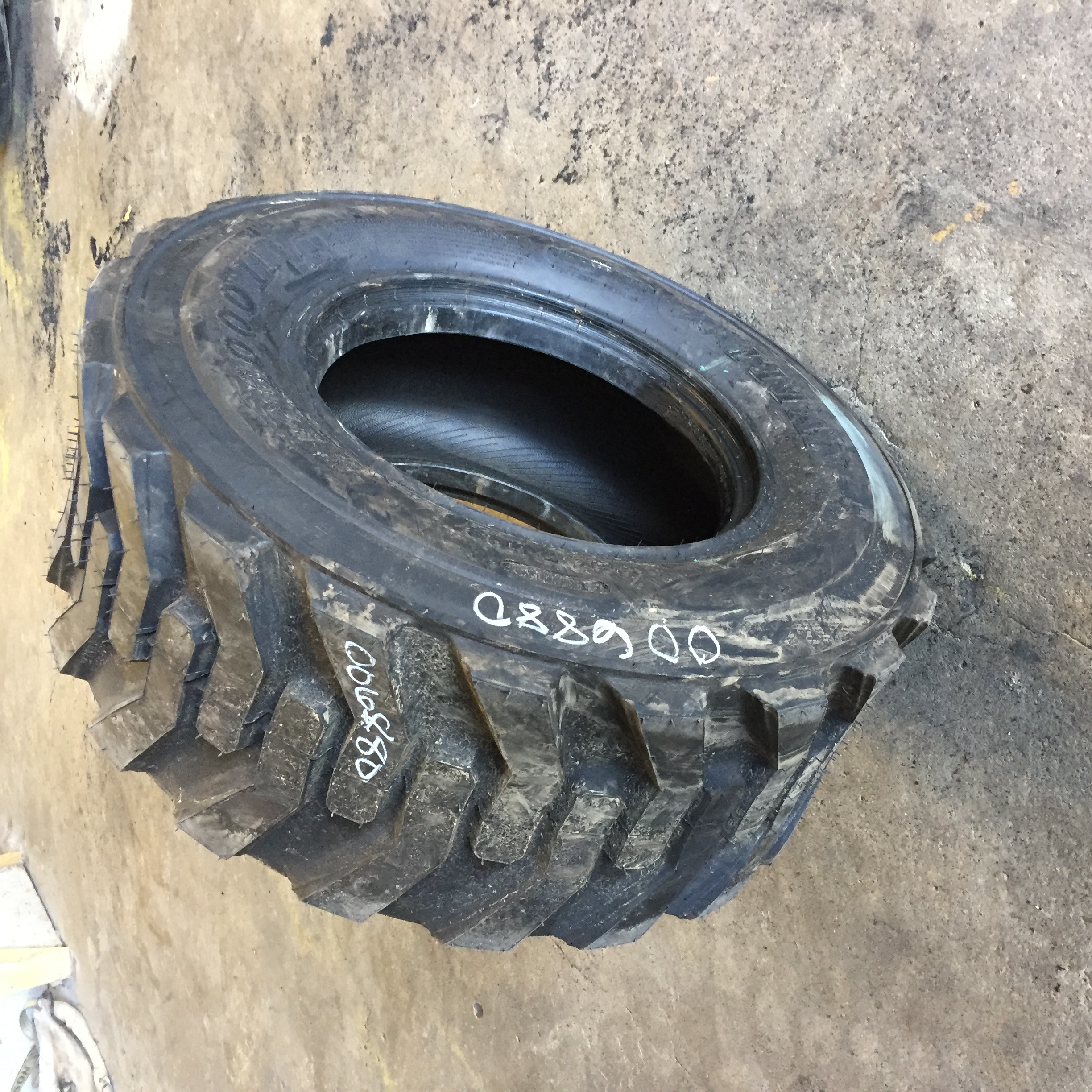14/-17.5 Titan Farm HD2000 II SS R-4 Tire 006880
