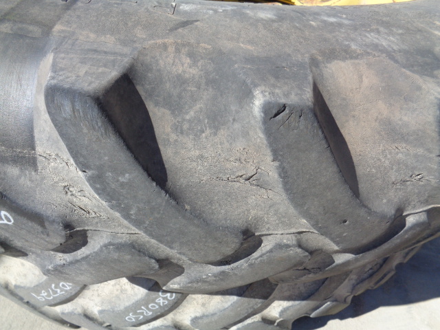 380/90R50 Firestone Radial 9000 R-1W Tire RT003729