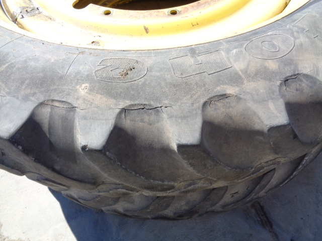 380/90R50 Firestone Radial 9000 R-1W Tire RT003729